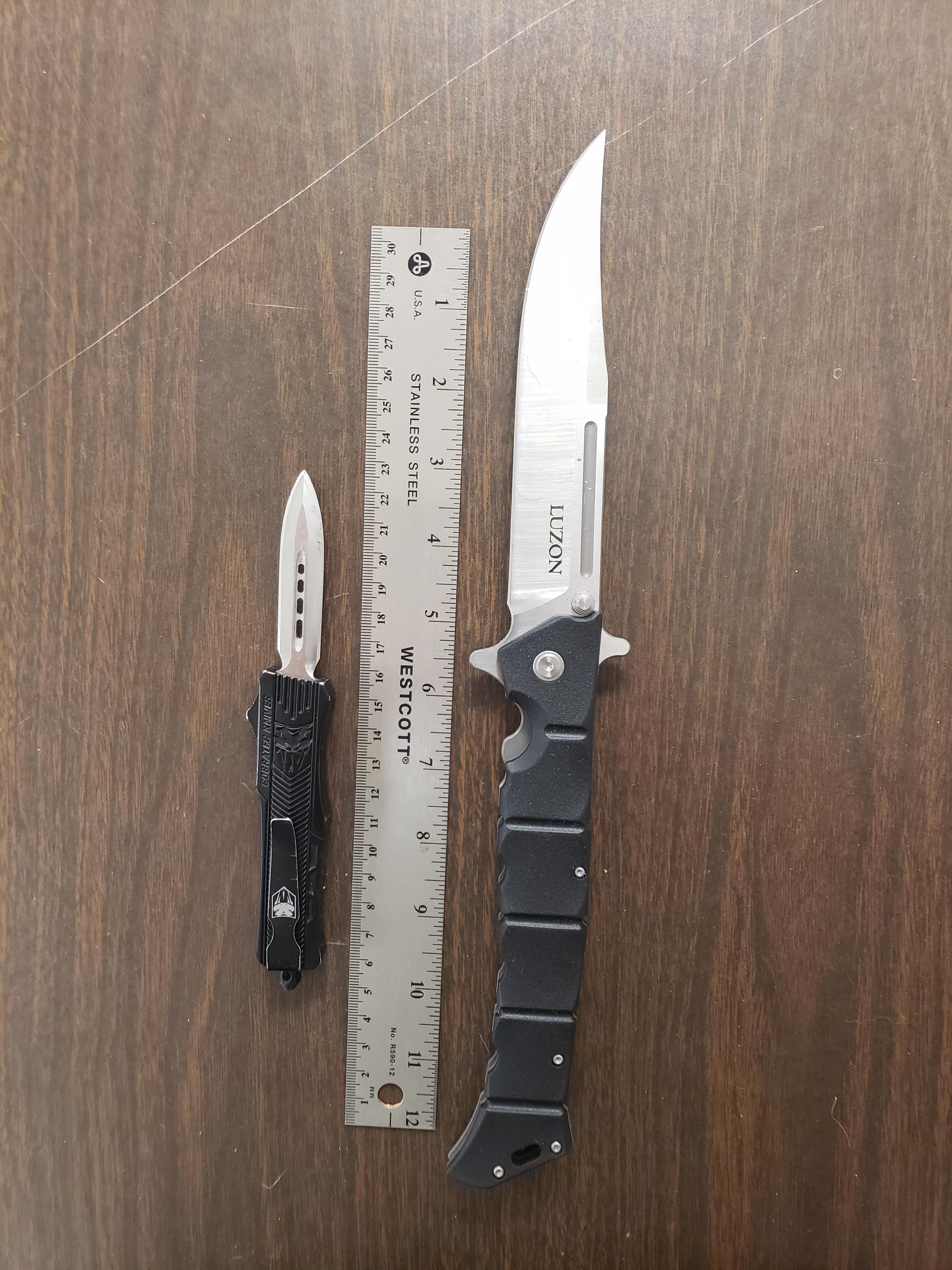 2 newest budget knives are both legal to carry in my state but a