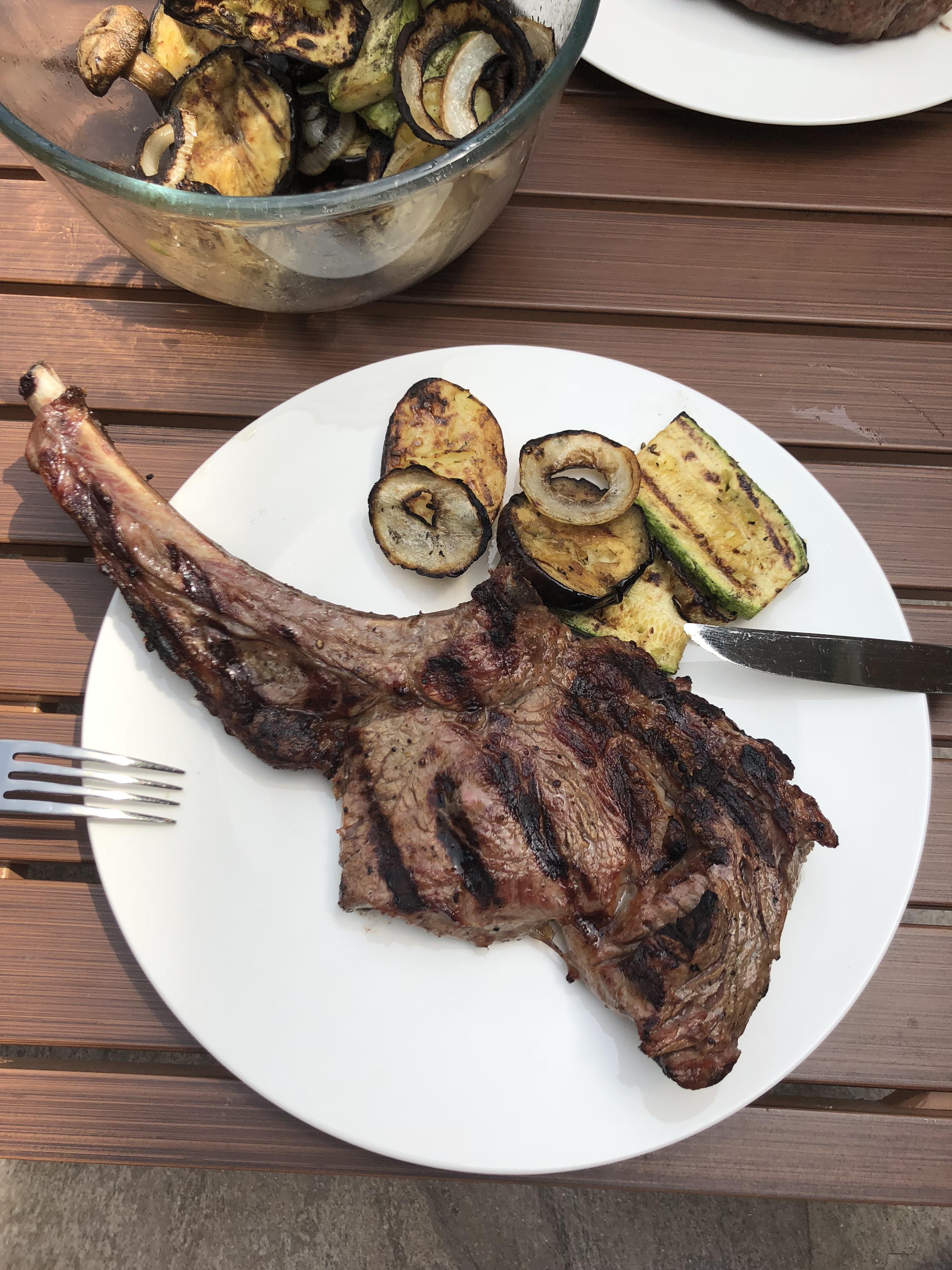Cowboy steak with grilled legetables cooked in the Green Egg r/FoodPorn