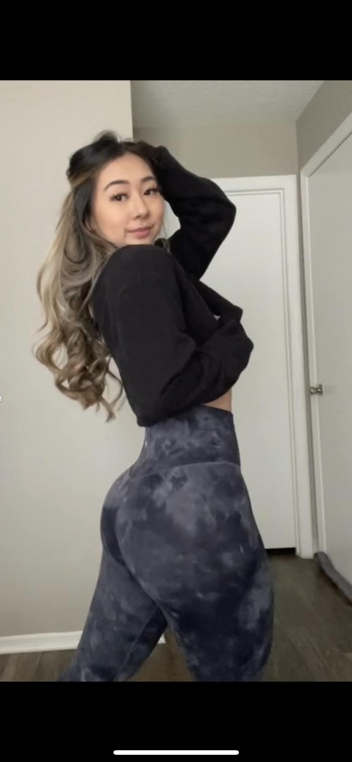 asian baddie in the leggings : lululemonleggingz