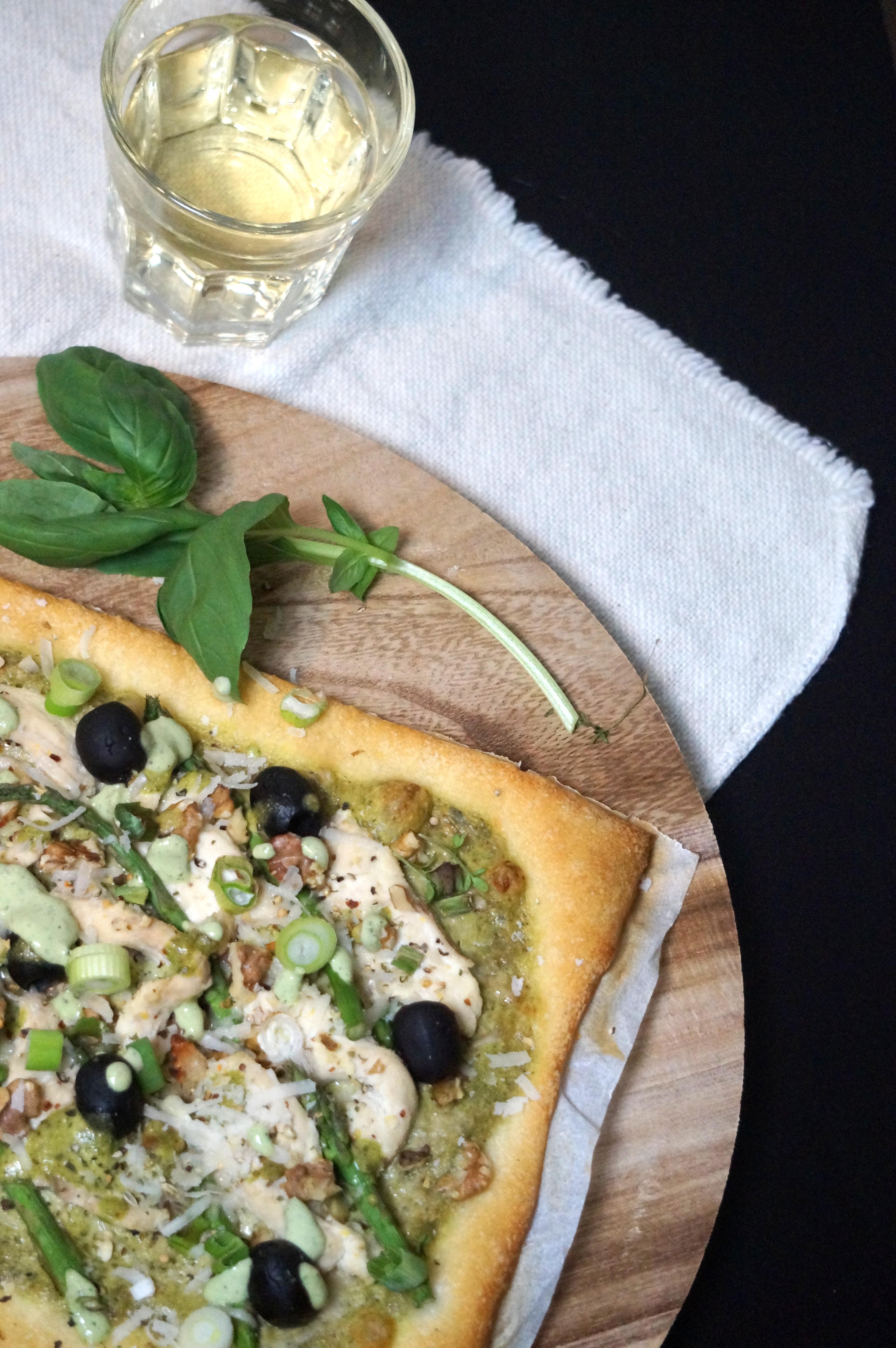 Week 34 Fresh Herbs Buttermilk Chicken Pizza with Green Pizza Sauce