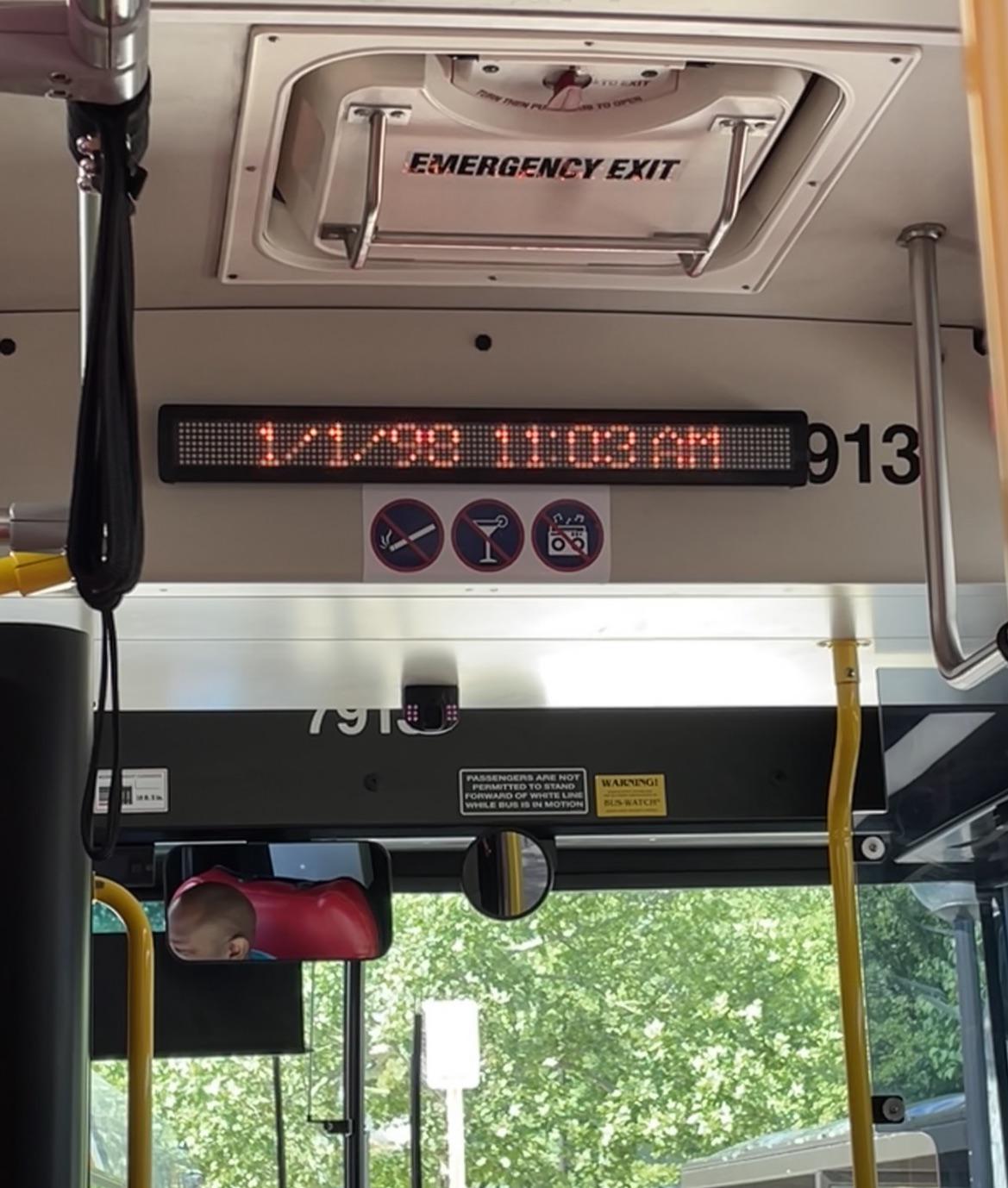 We gon party like it’s 1998 up in shuttle UM r/UMD