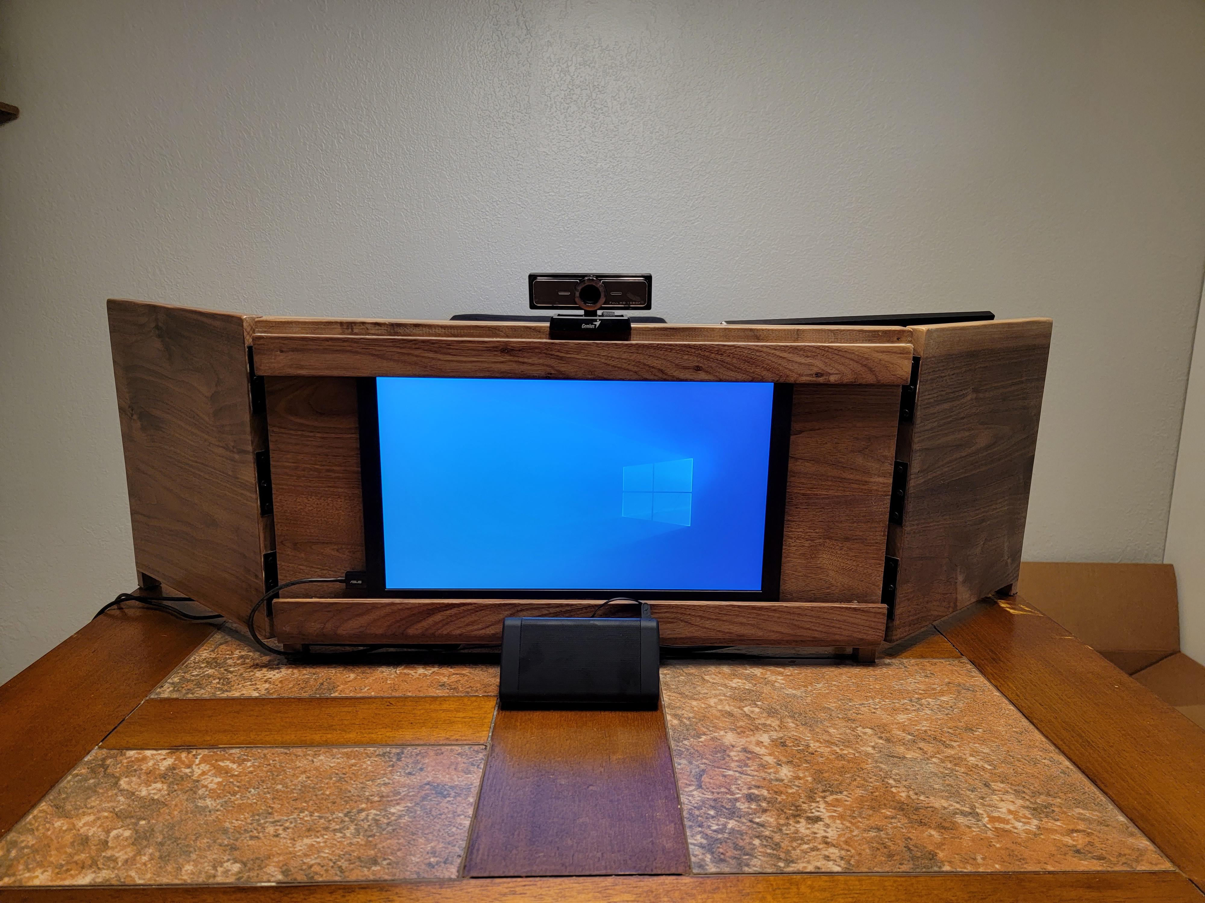 I built a DM screen made out of walnut! Complete with an insert for a