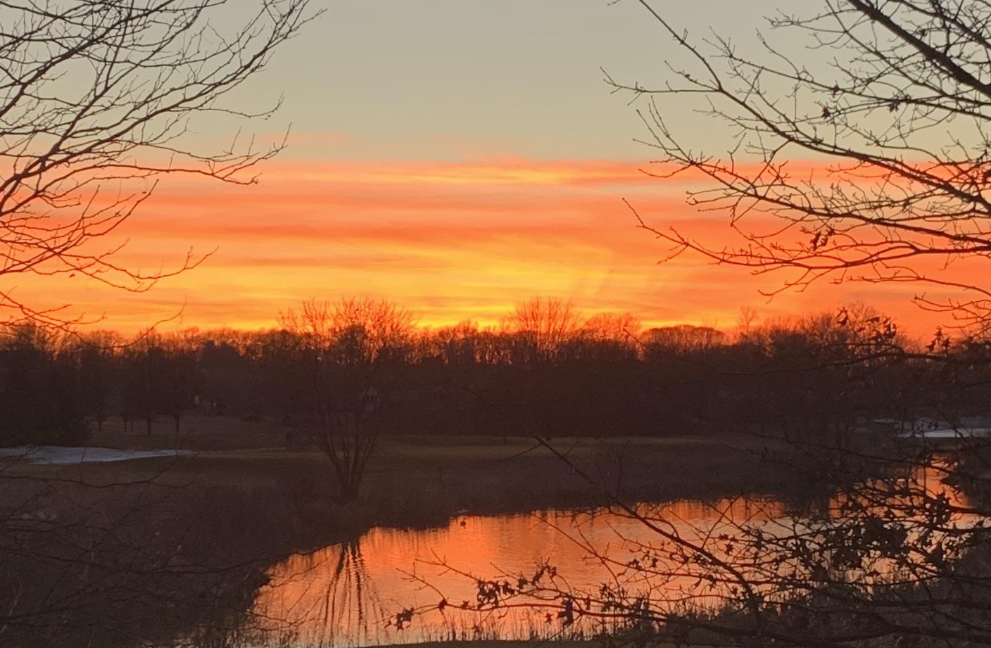 Now it’s just showing off (Ohio Sunset) r/Ohio