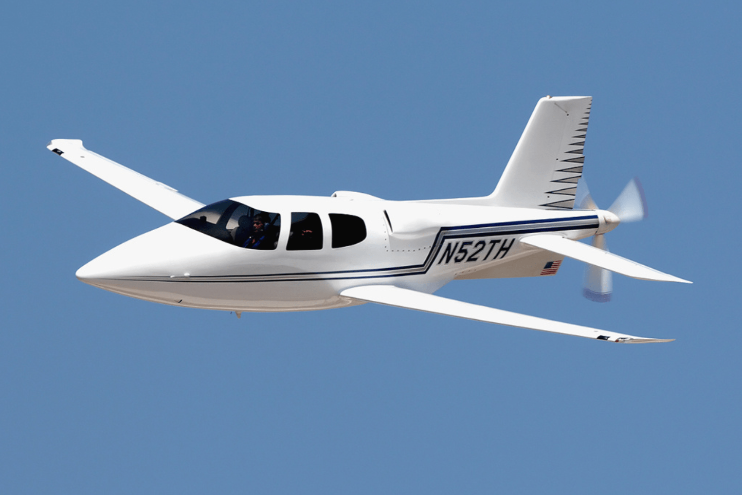 Cirrus VK30 homebuilt pusher aircraft and the company's first model