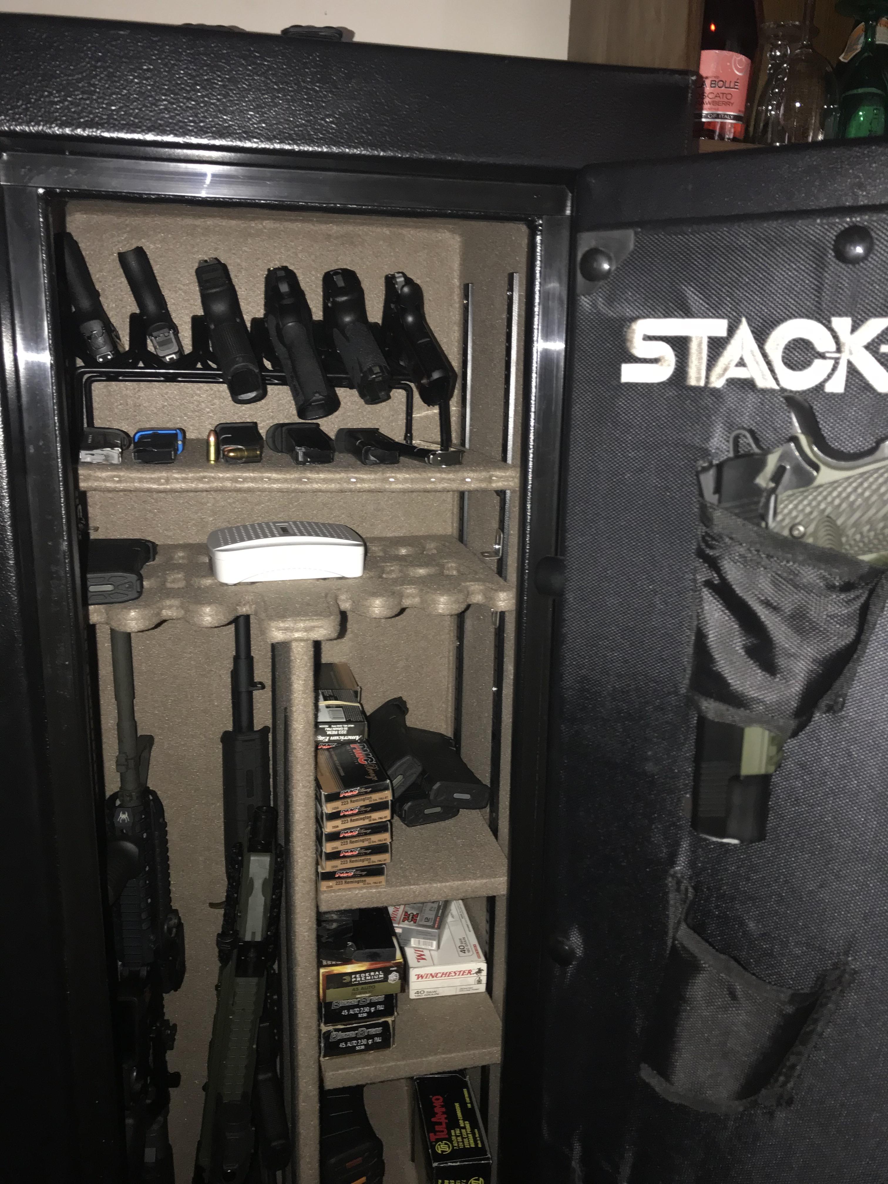 Picked up my first safe! r/guns
