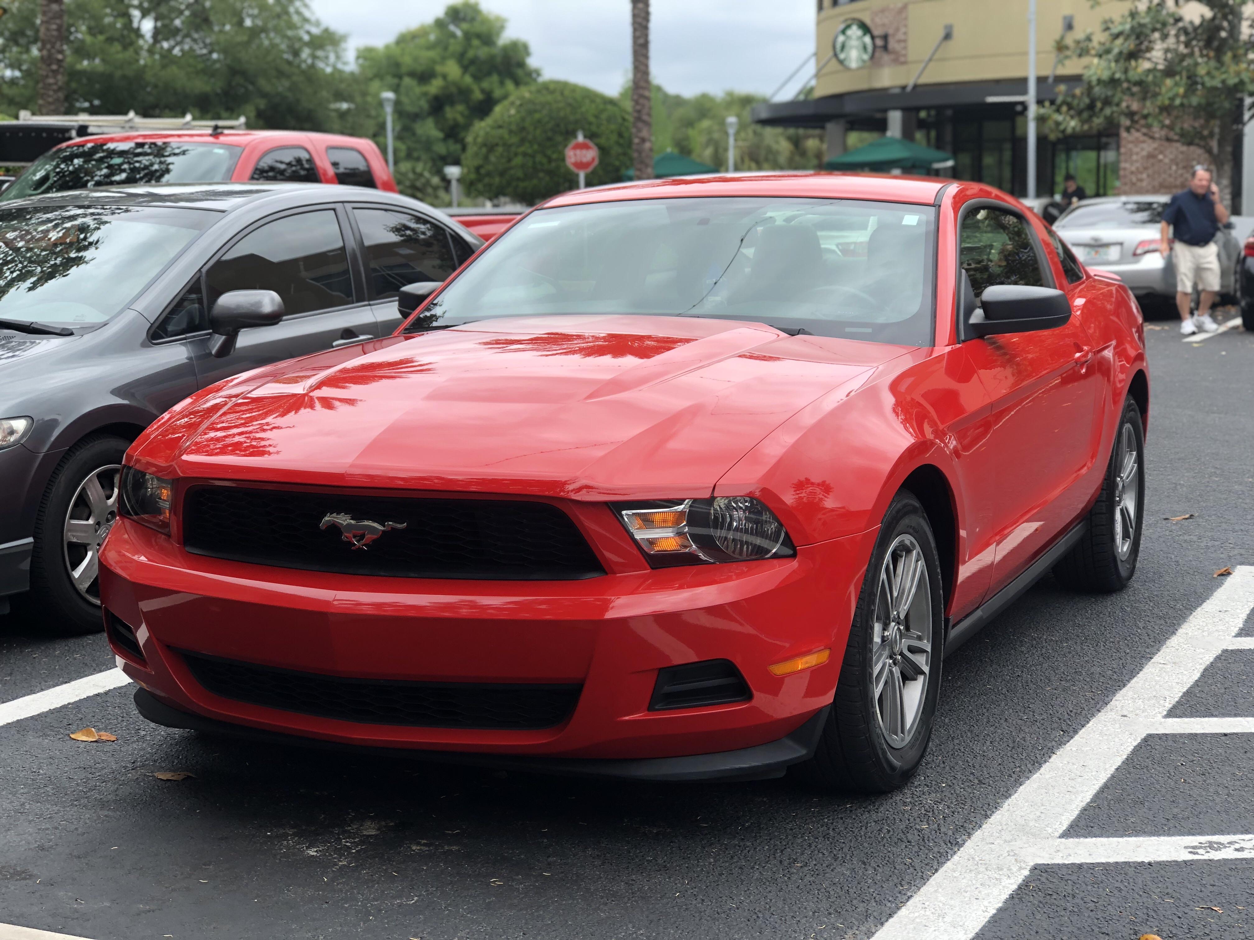 My first car! 2011 Mustang Deluxe. V6, Manual. Autos