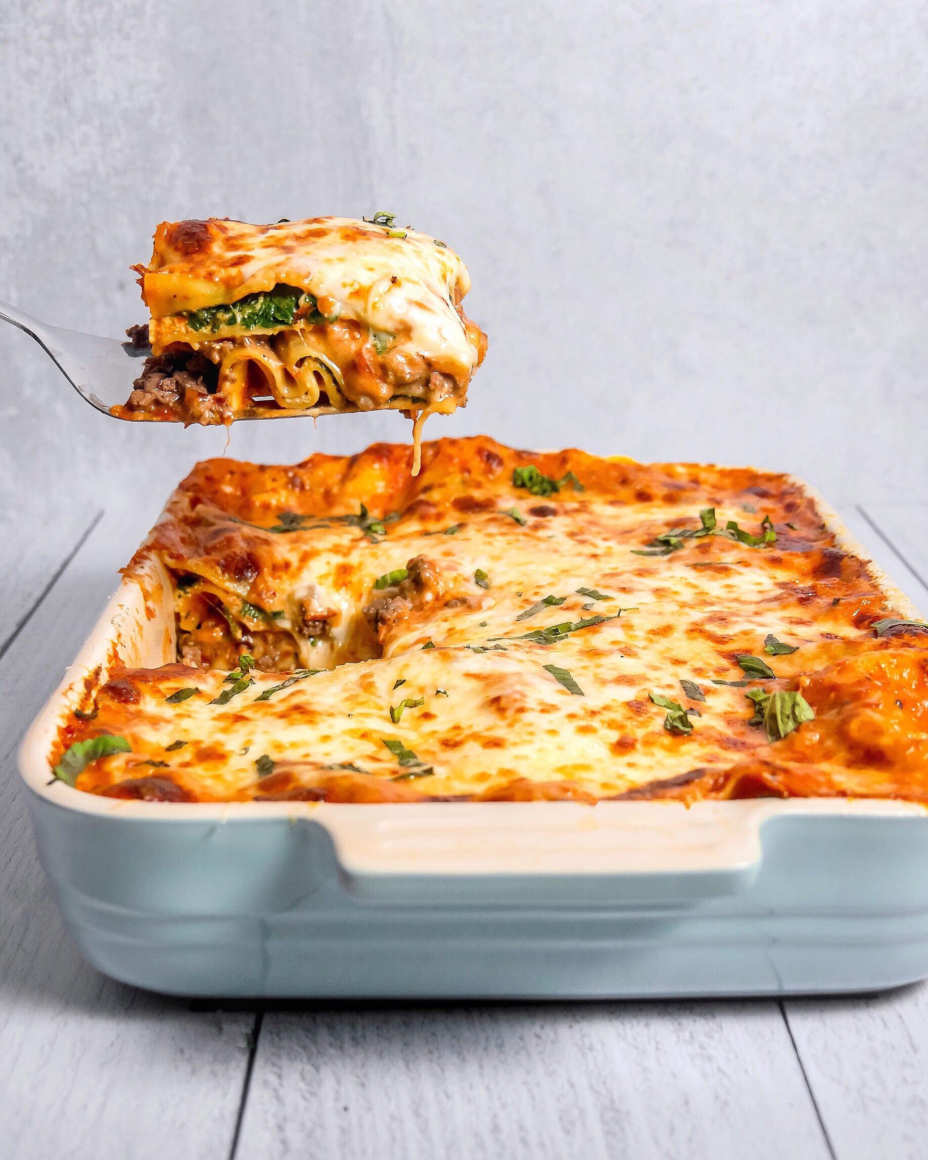 Spinach & Beef Lasagna r/FoodPorn