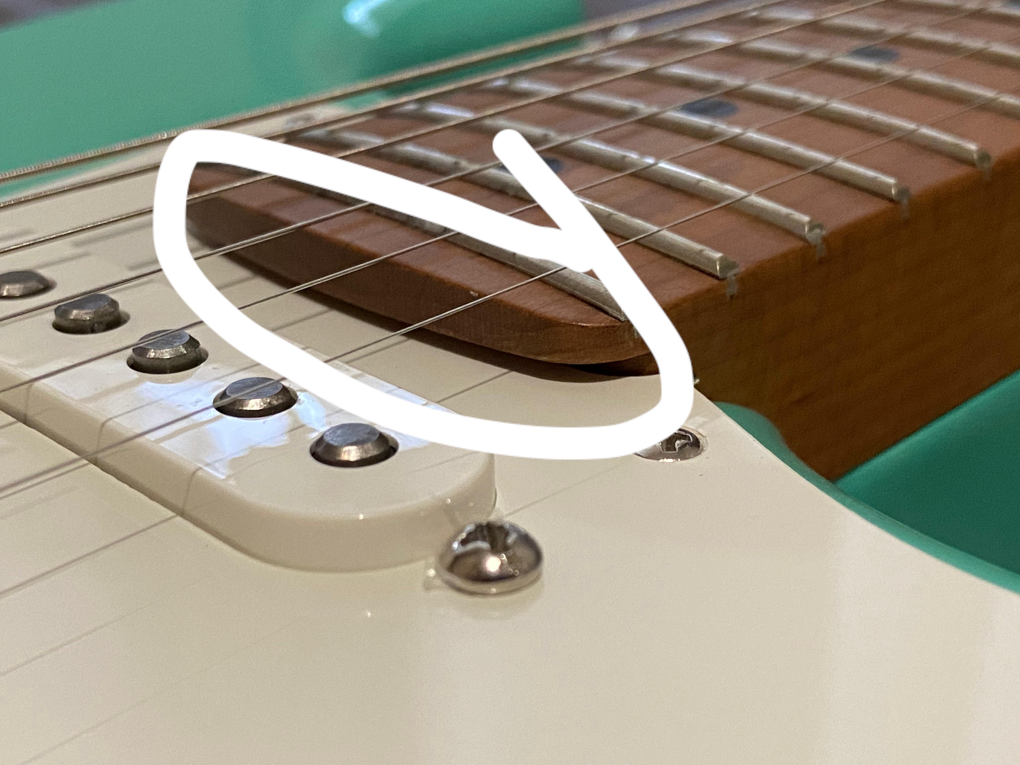 Bought my first fender strat (fsr mim) is this gap normal? r/guitars