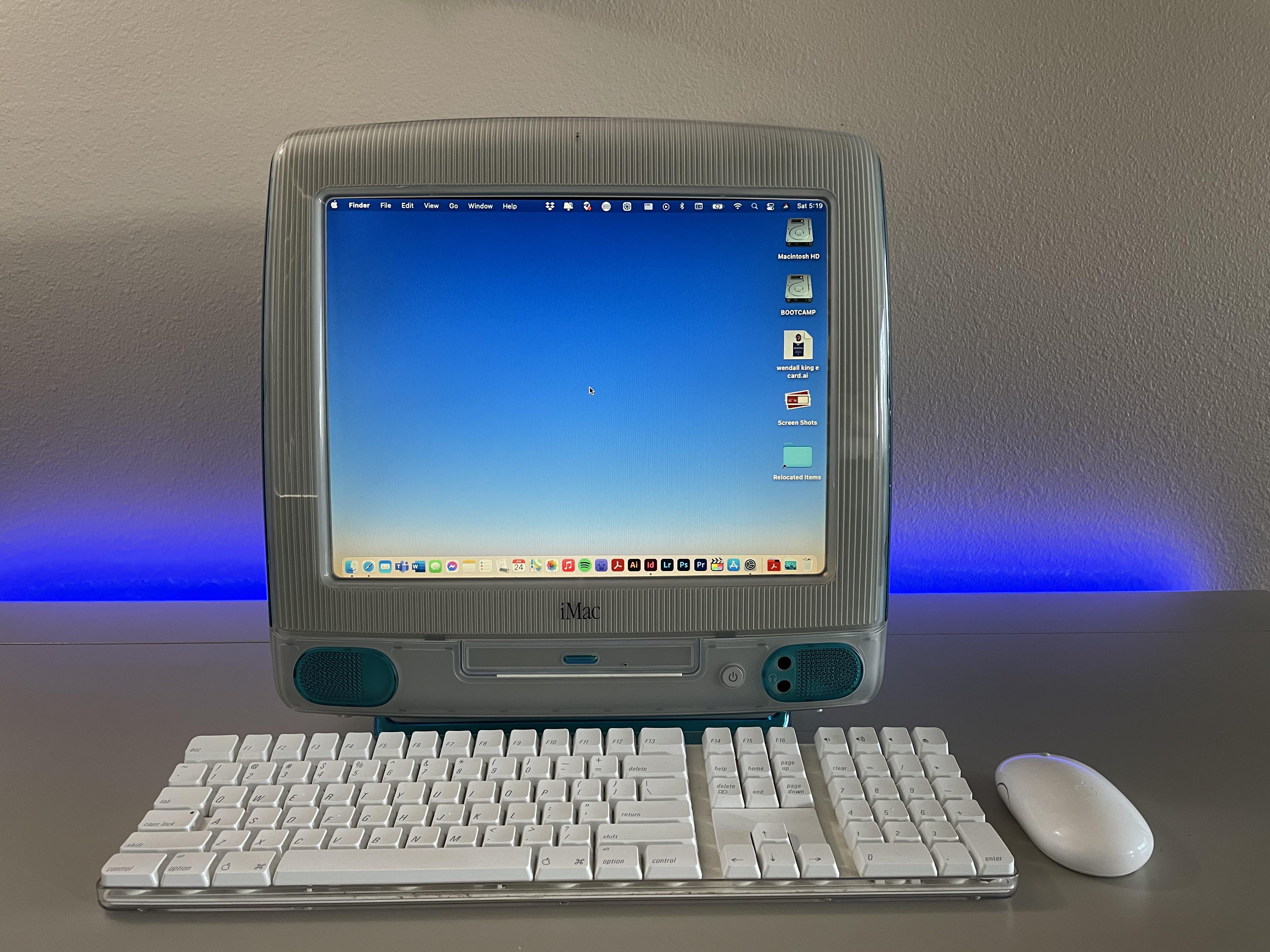 Setup 4/21 New Desk macsetups