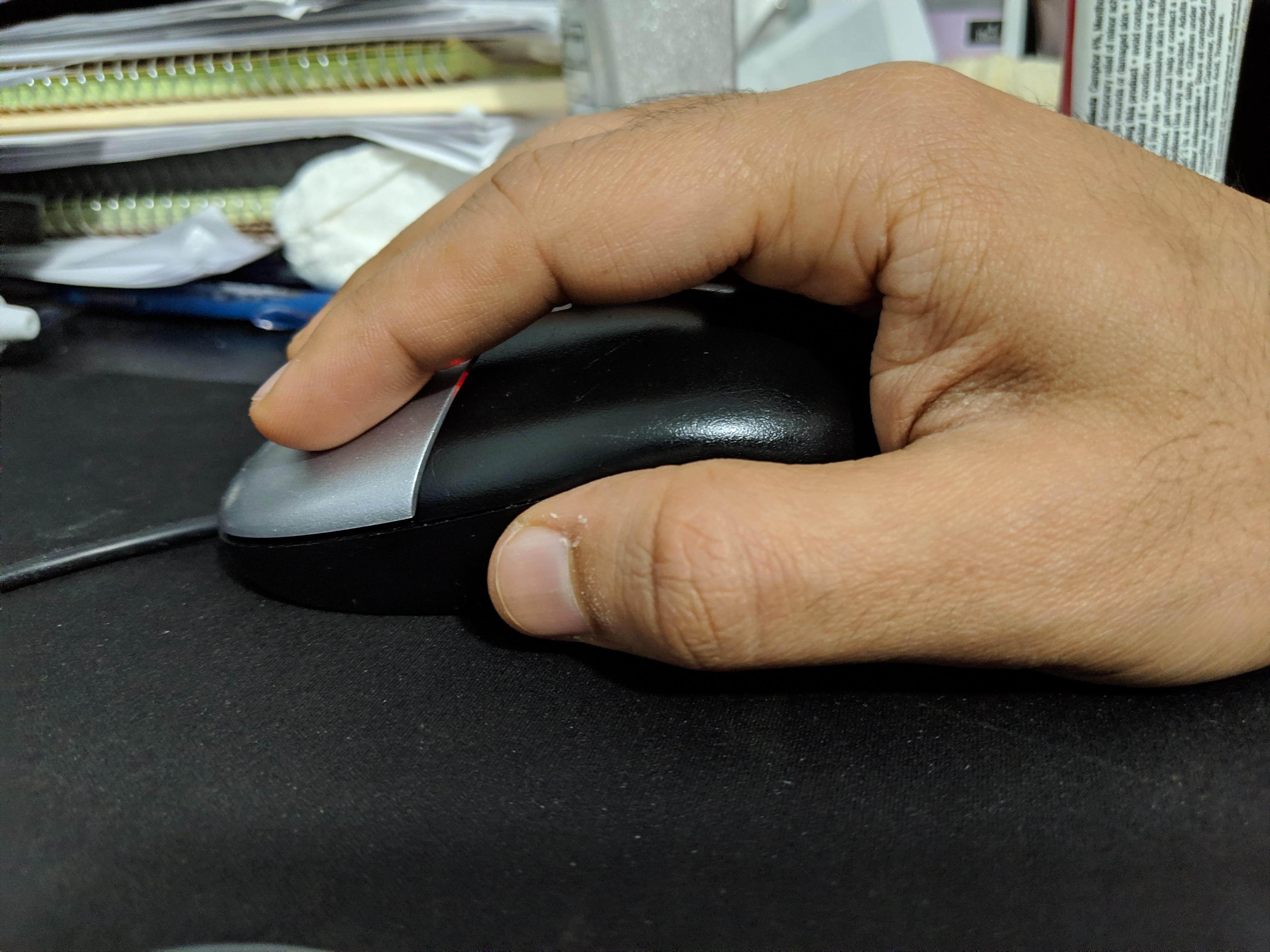 Is my grip claw or palm? more pics in comments. r/MouseReview