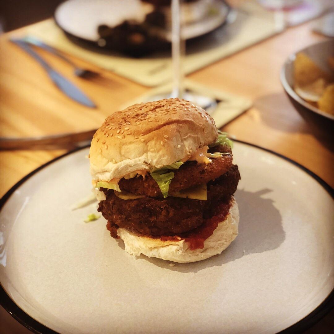 KFCseitan Tower Burger r/veganrecipes