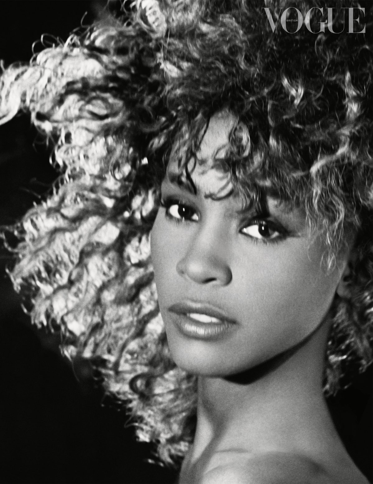 Whitney Houston, 1986 (Vogue photoshoot) r/OldSchoolCool