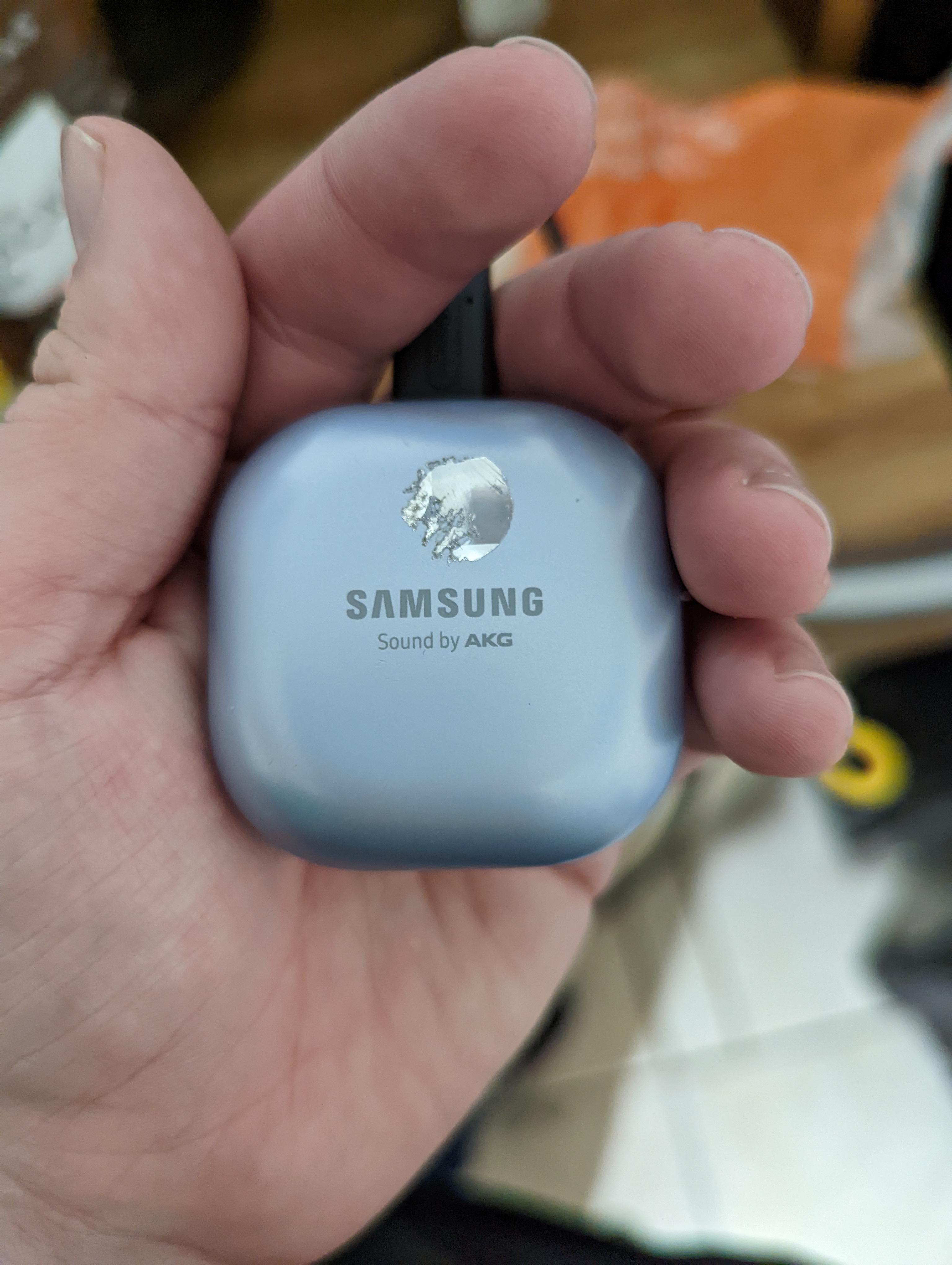 I had accidentally washed my fiance's earbuds and now the case is dead