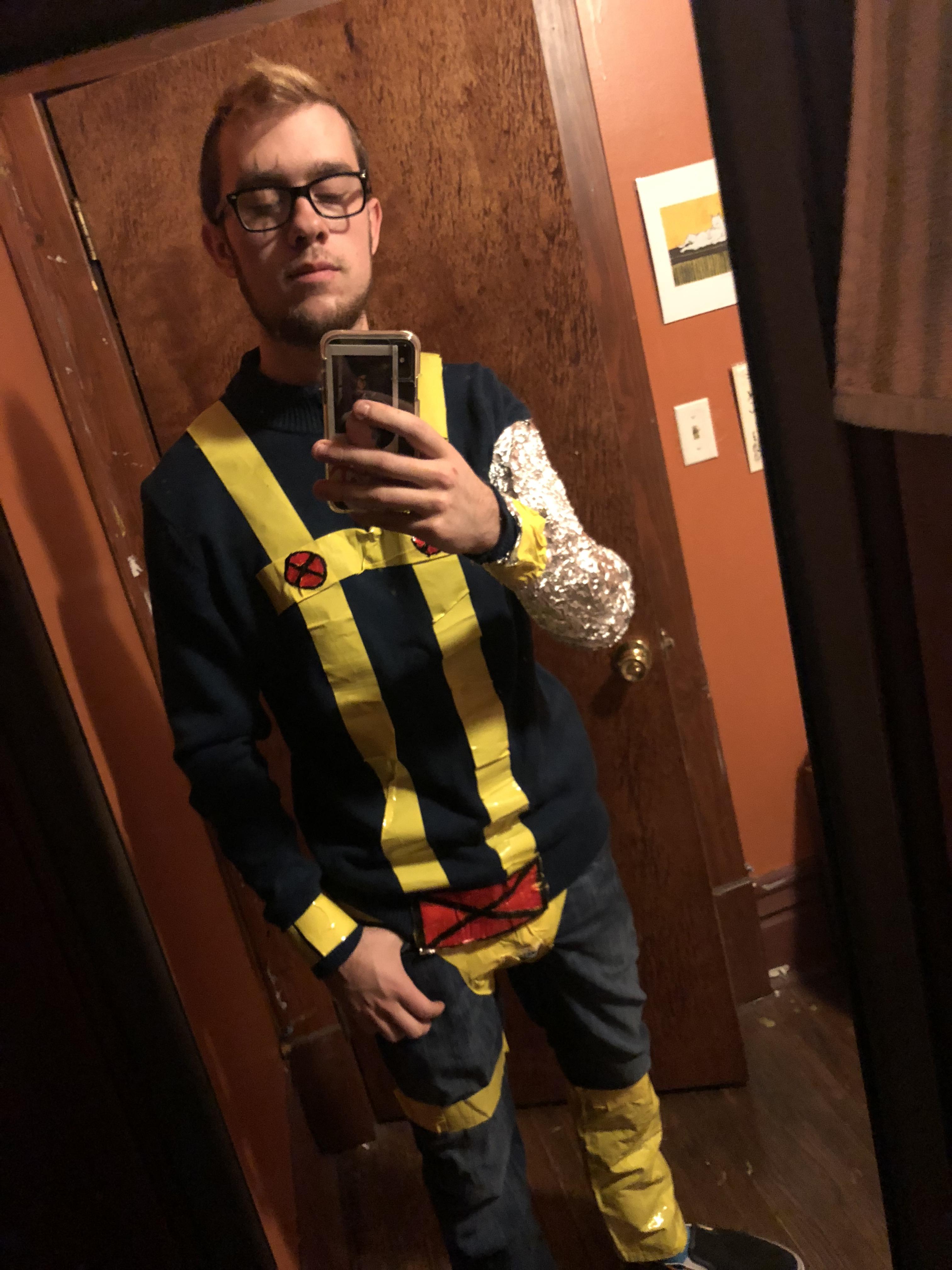 My 15 (young) cable costume r/xmen