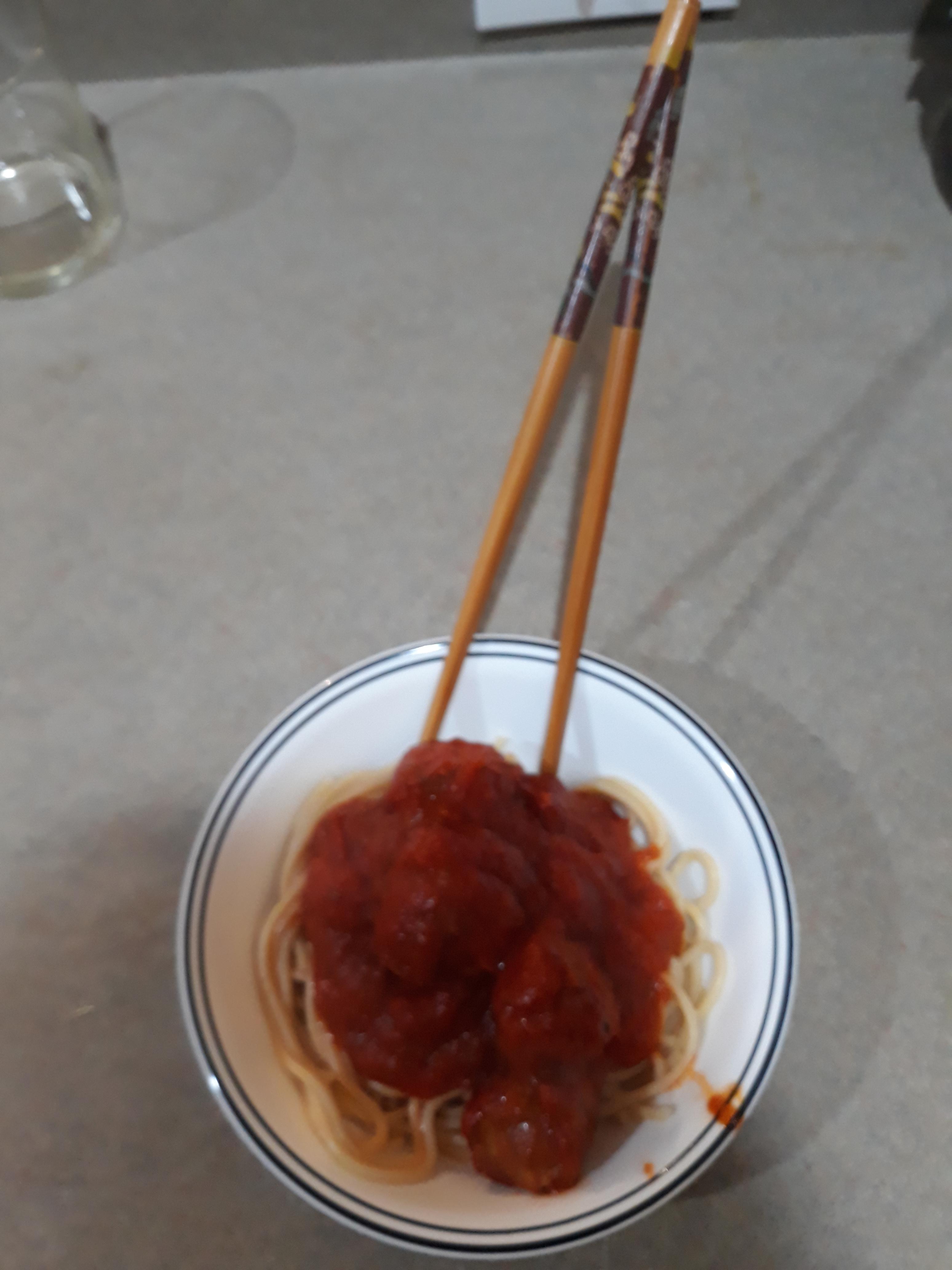 Spaghetti with Chopsticks r/cursedfood
