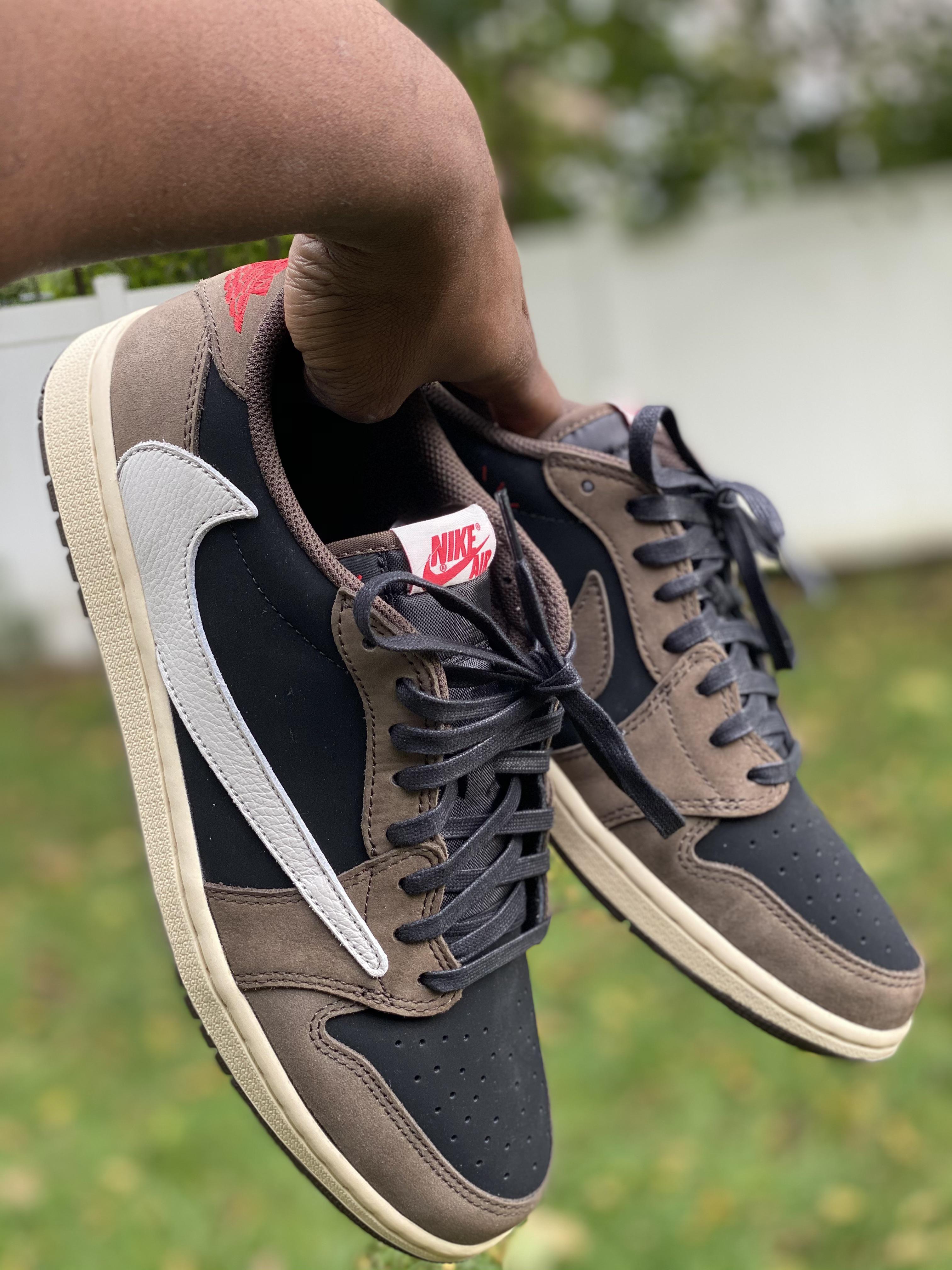 Coco’s Travis Scott Air Jordan 1 Low (Review in comments) r/Repsneakers