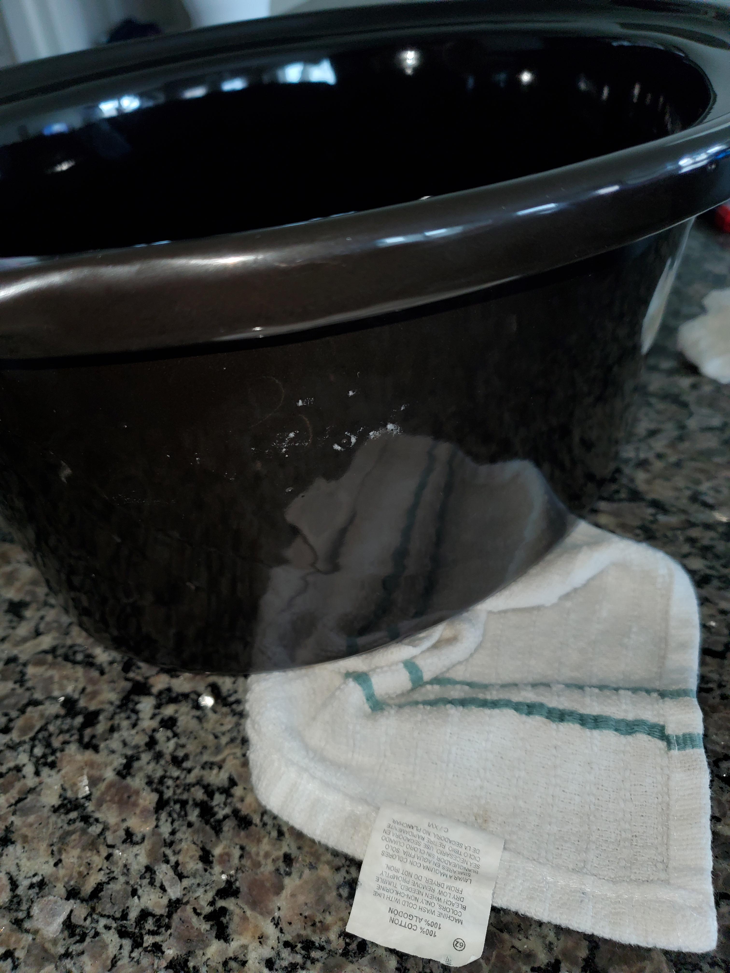 New slow cooker inner pot peeling? Will it get worse? r/slowcooking