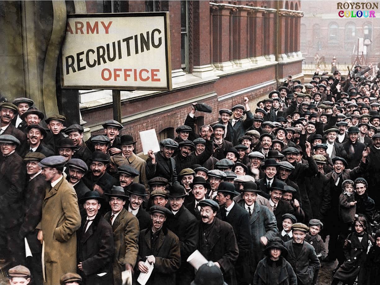 Recruiting office in London, England. December 1915 (Colourised by