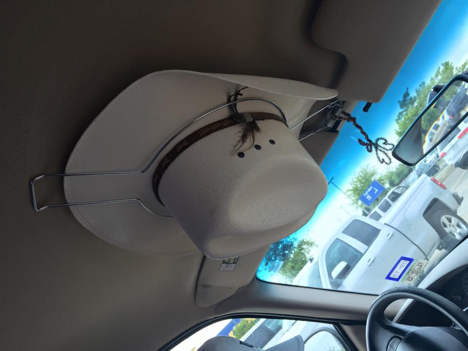 They make holders for cowboy hats for trucks r/mildlyinteresting