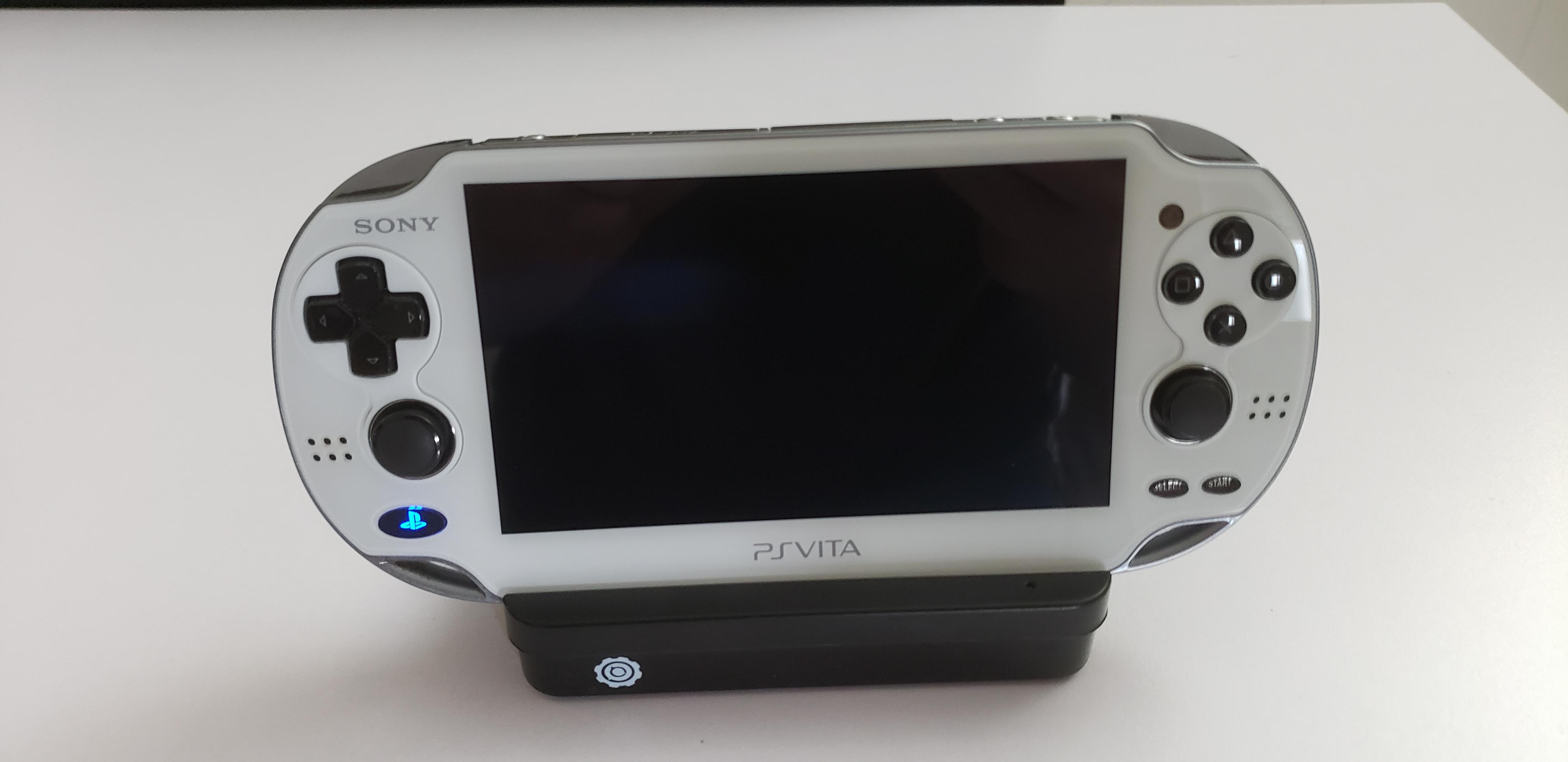 White Ps Vita Slim