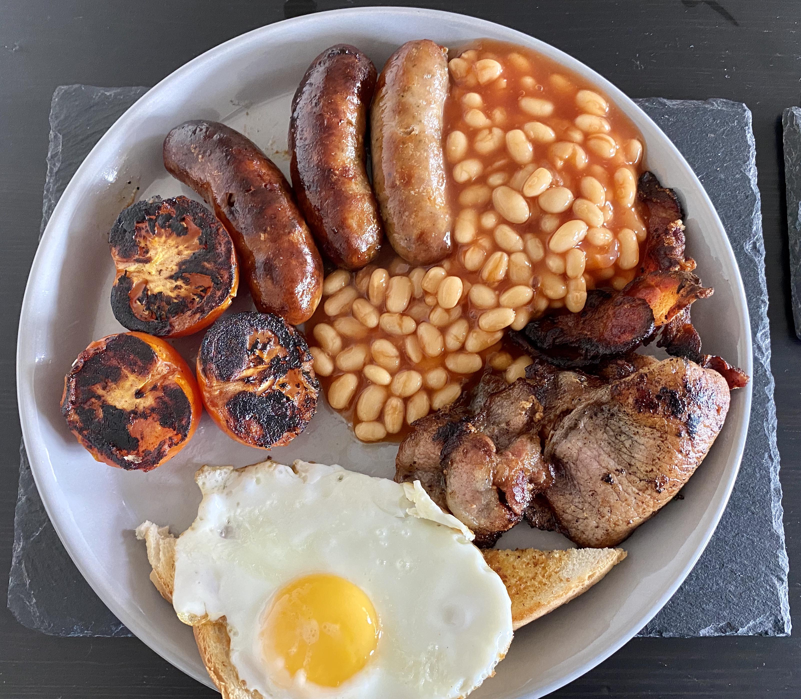 First attempt at a fryup r/UK_Food