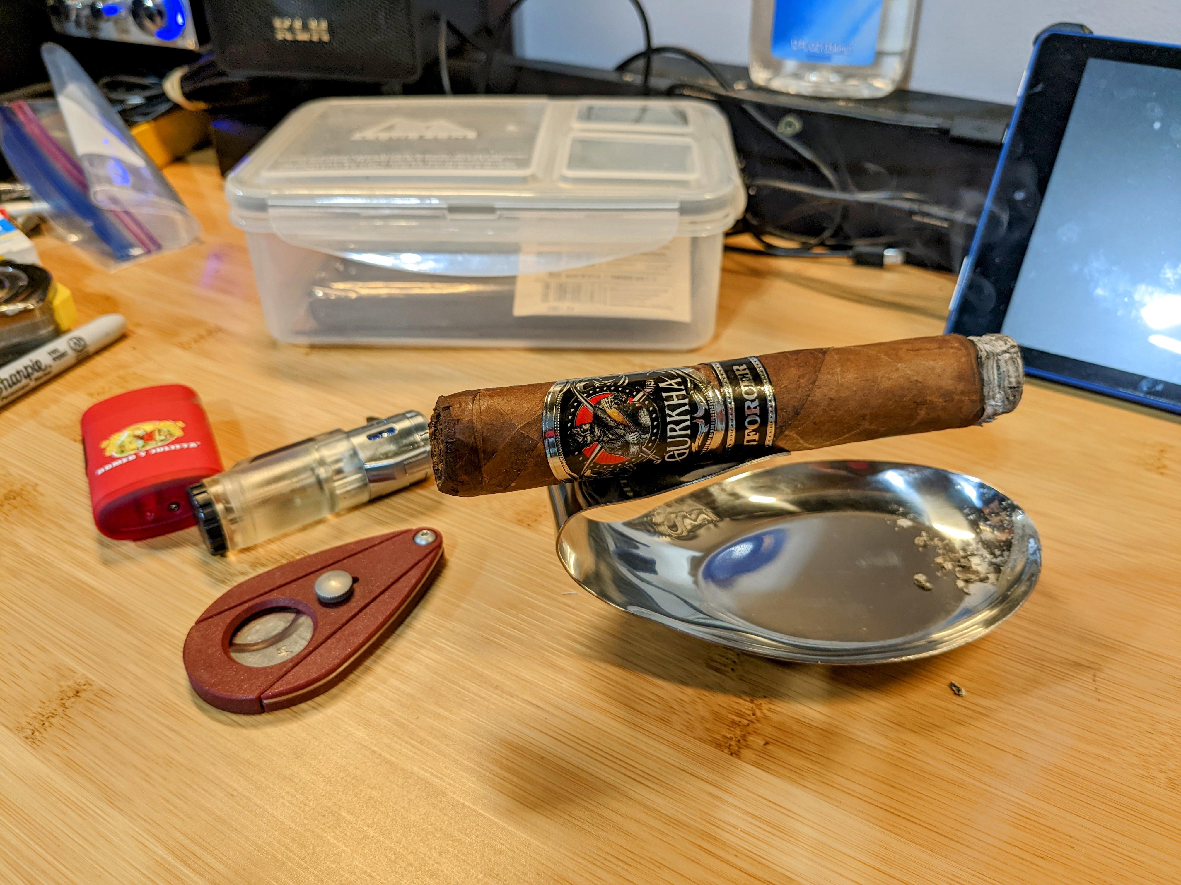 Another Dollar Tree ashtray. r/cigars