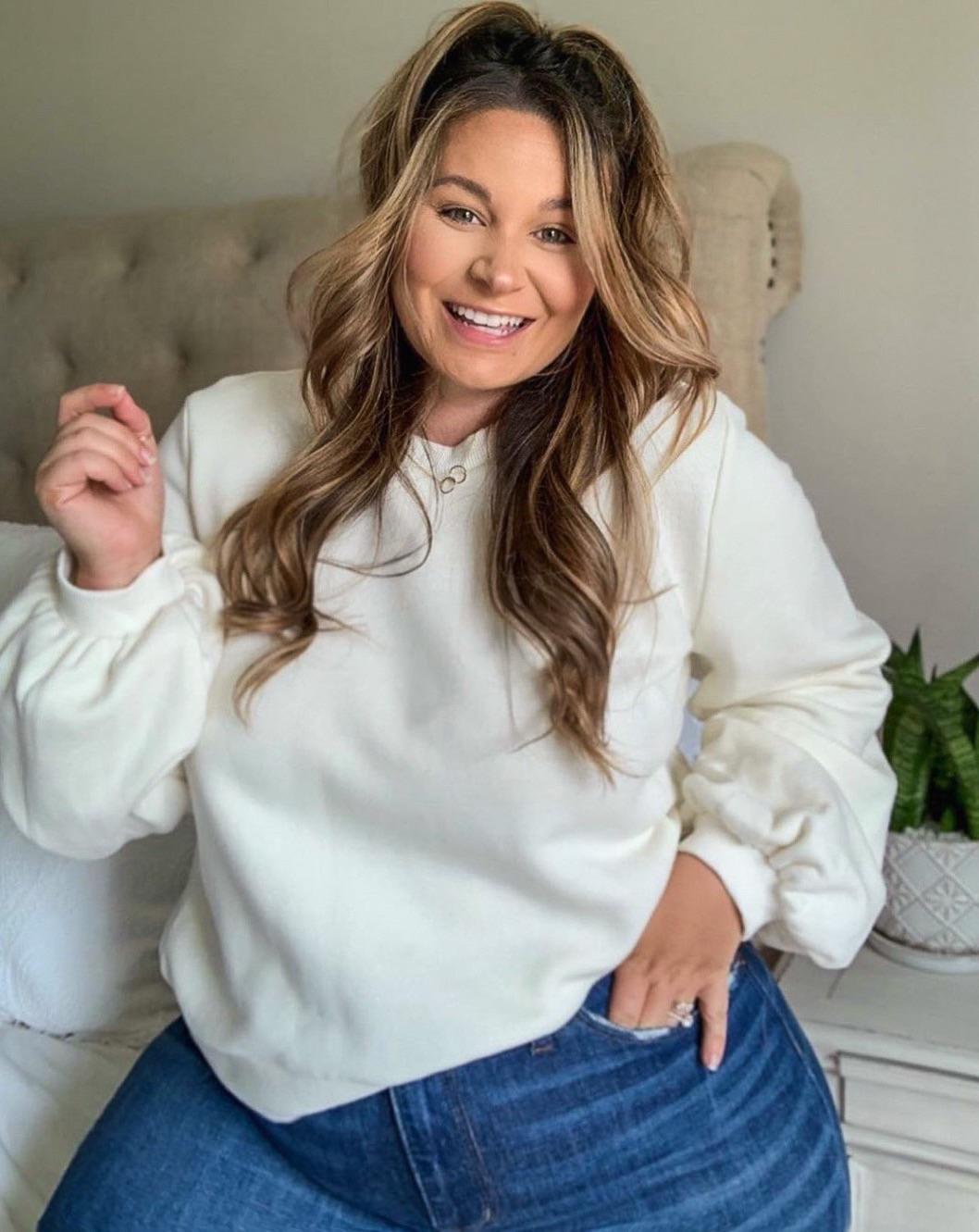 All smiles r/oliviajensen