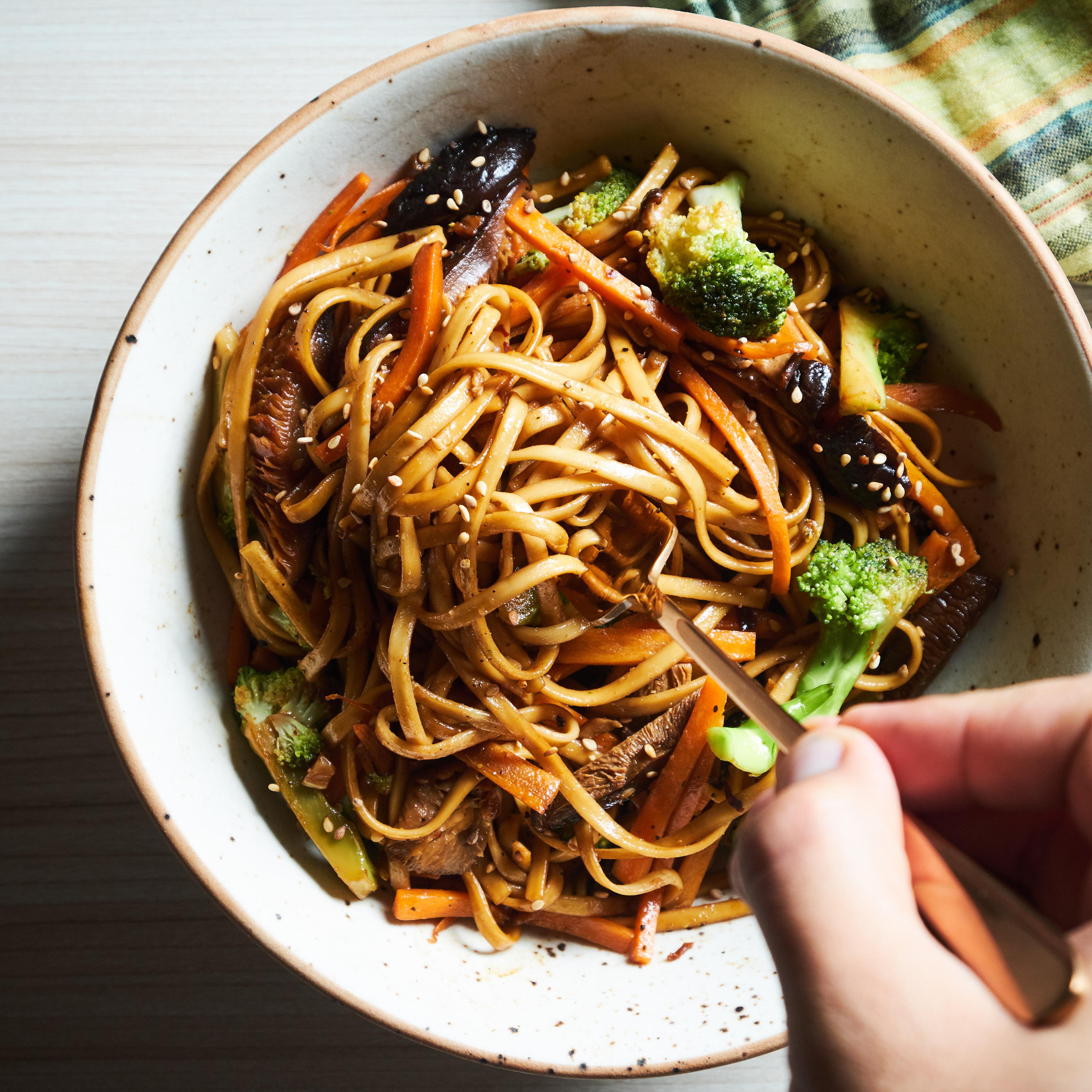 Spicy Udon Noodles r/veganrecipes