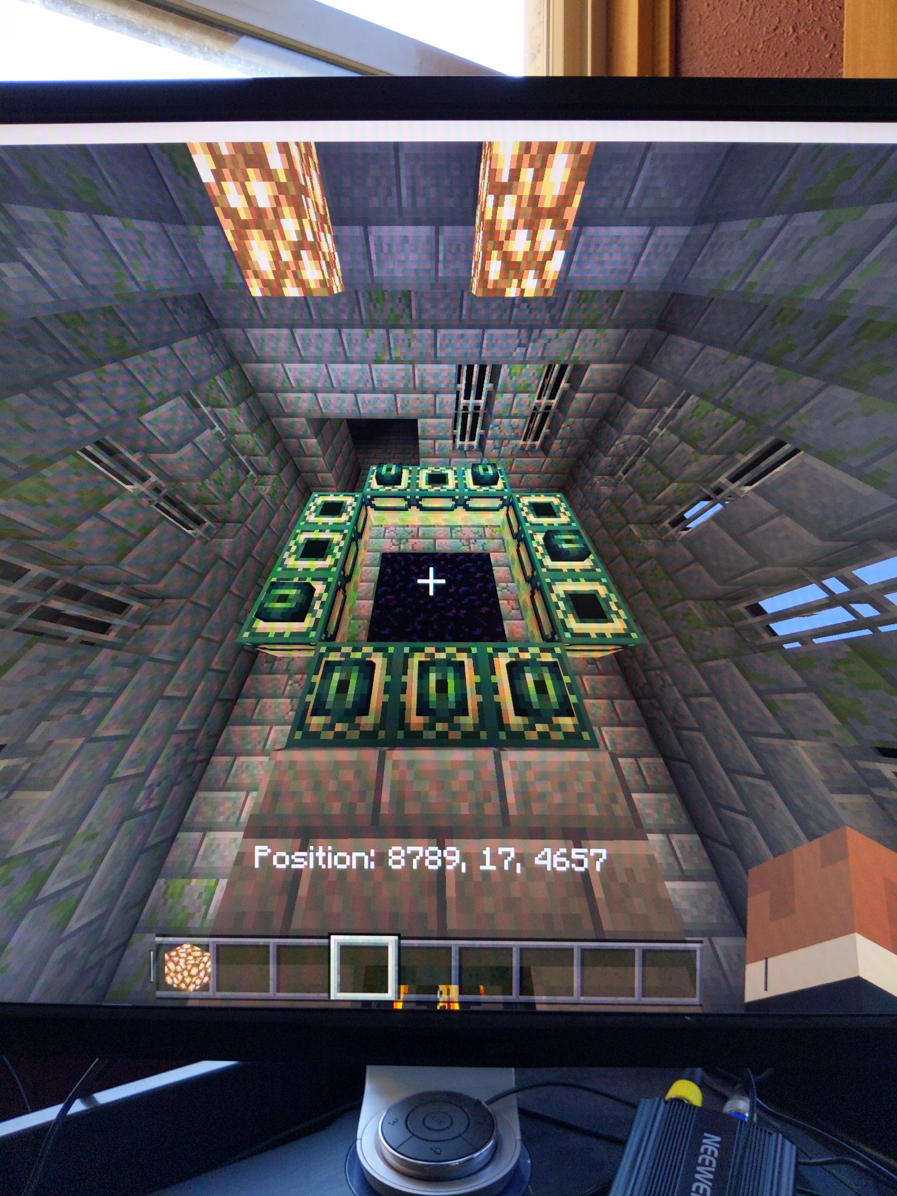 Bedrock. I have found an end portal with 7 EYES! r/minecraftseeds