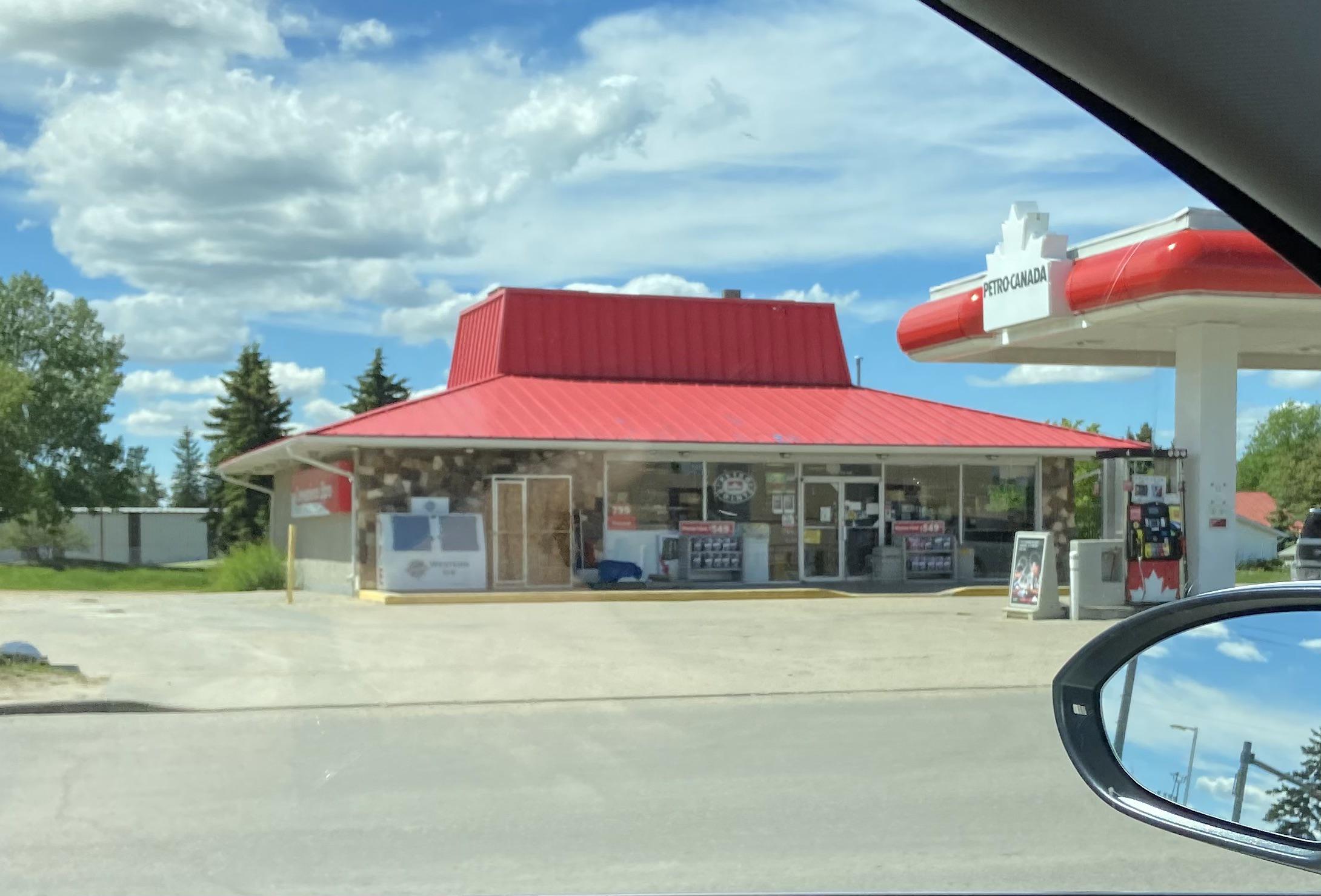 PetroCan (gas station) Westlock, AB Canada r/FormerPizzaHuts
