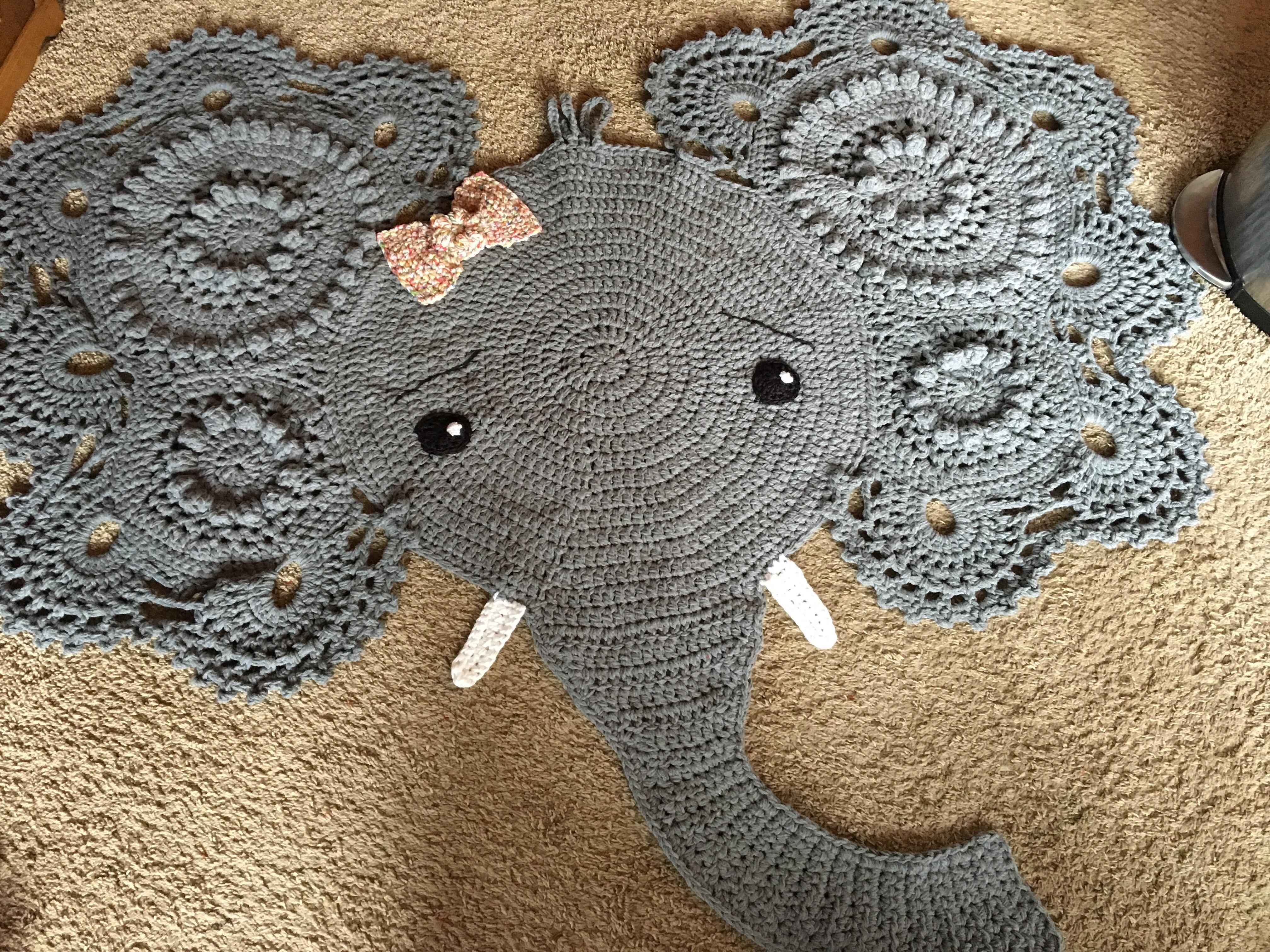 Nursery Room Elephant Rug r/crochet