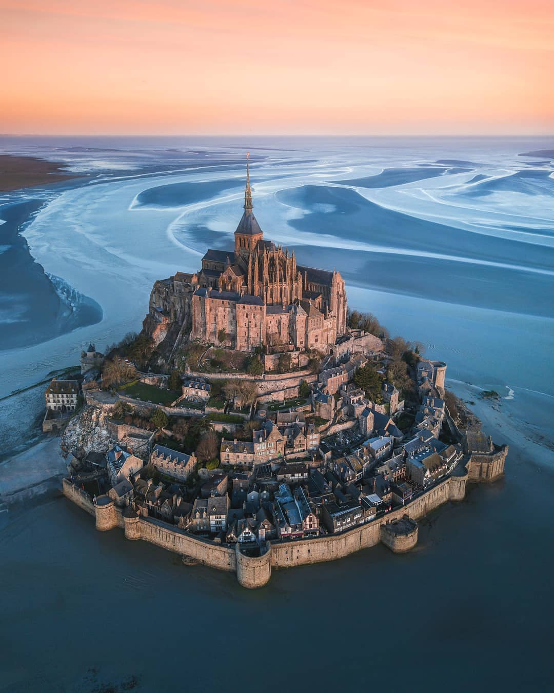 The incredible MontSaint Michel, Normandy, France r/MostBeautiful