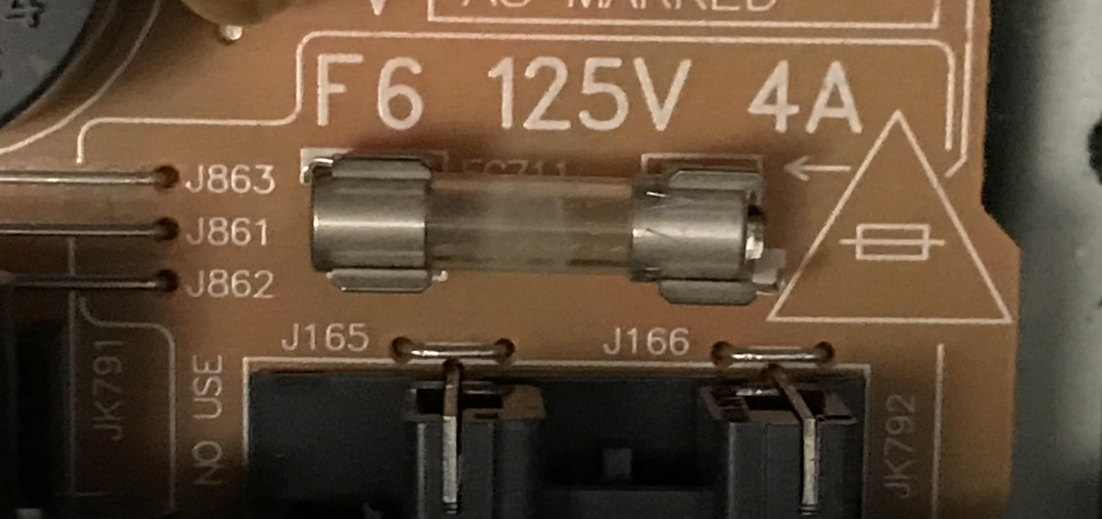 Anyone know a chain store where you can get these fuses? I miss Radio