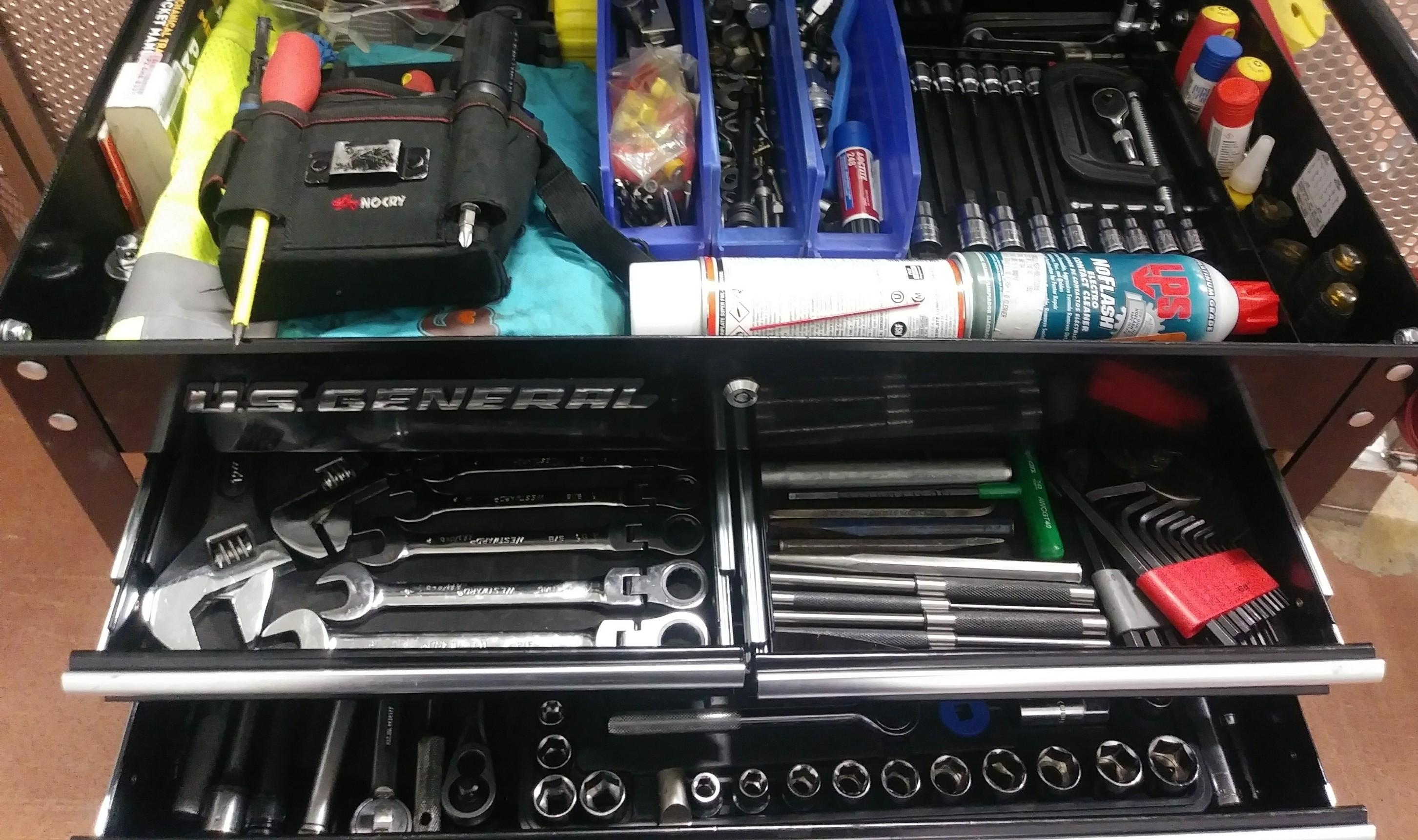 A mix of both cheap and notsocheap tools in my work toolbox r/Tools