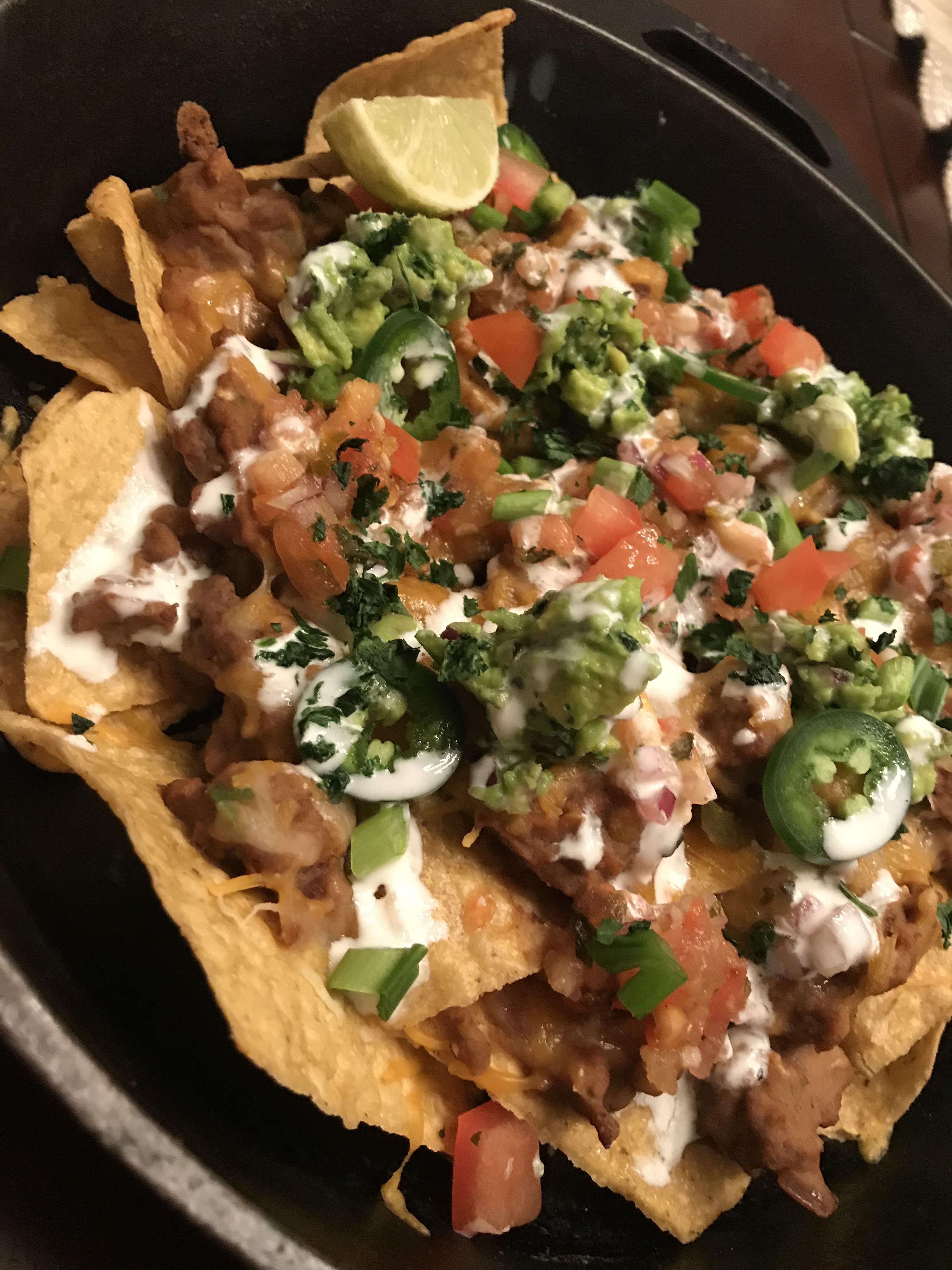 [homemade] cast iron nachos r/food