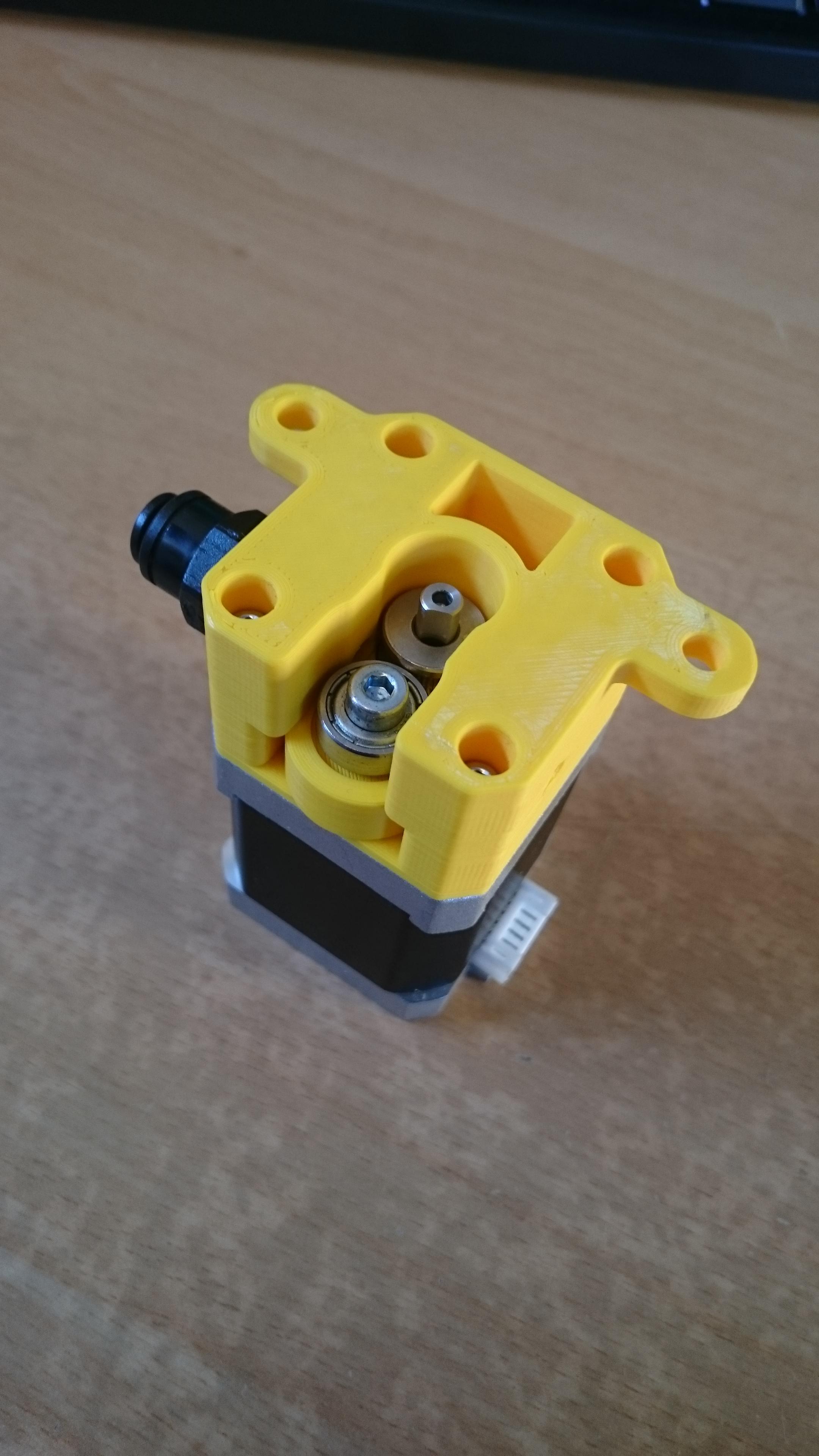 New bowden drive extruder I've been working on ) r/3Dprinting