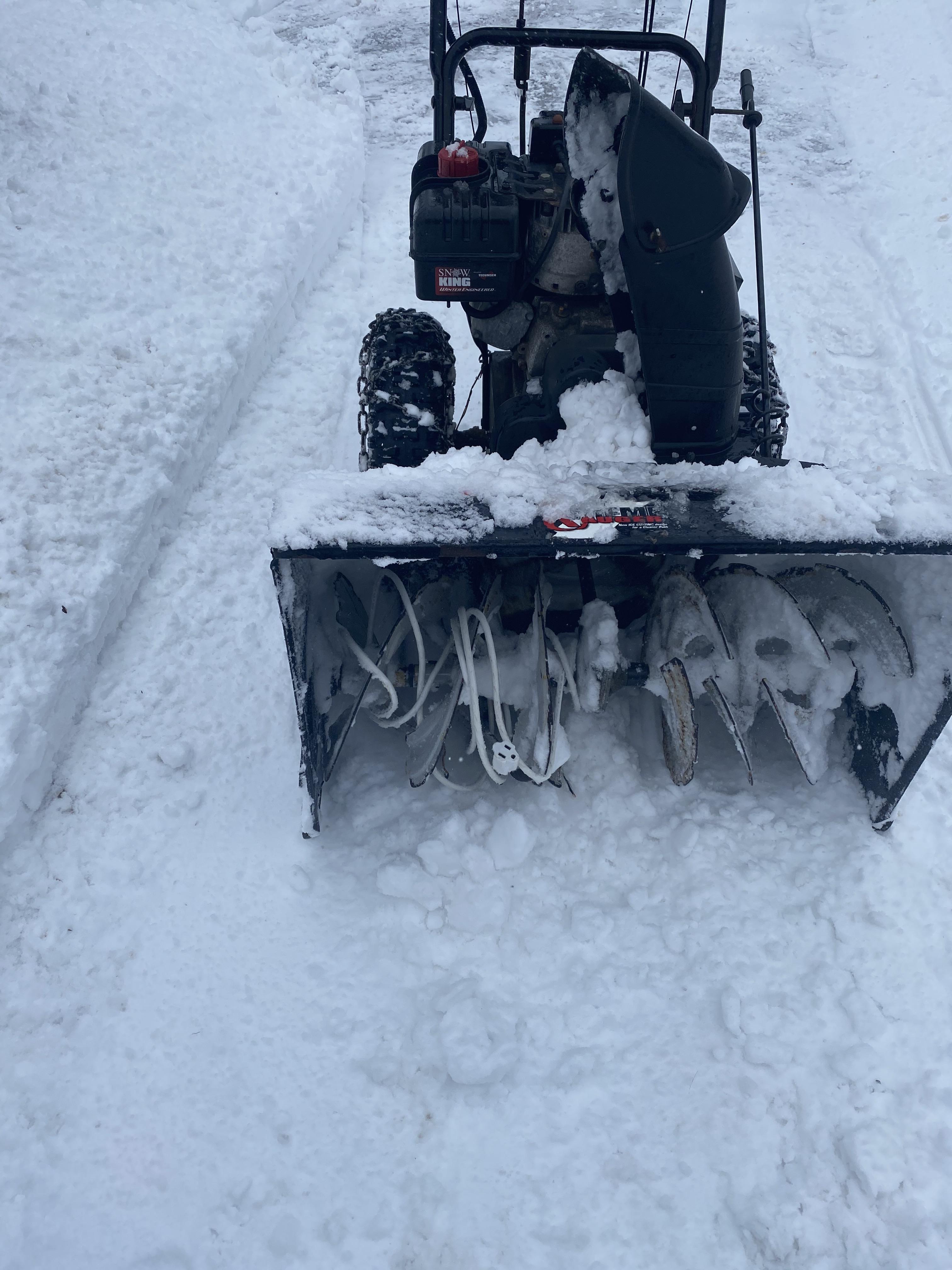 What kind of genius uses a white extension cord to plug in their truck