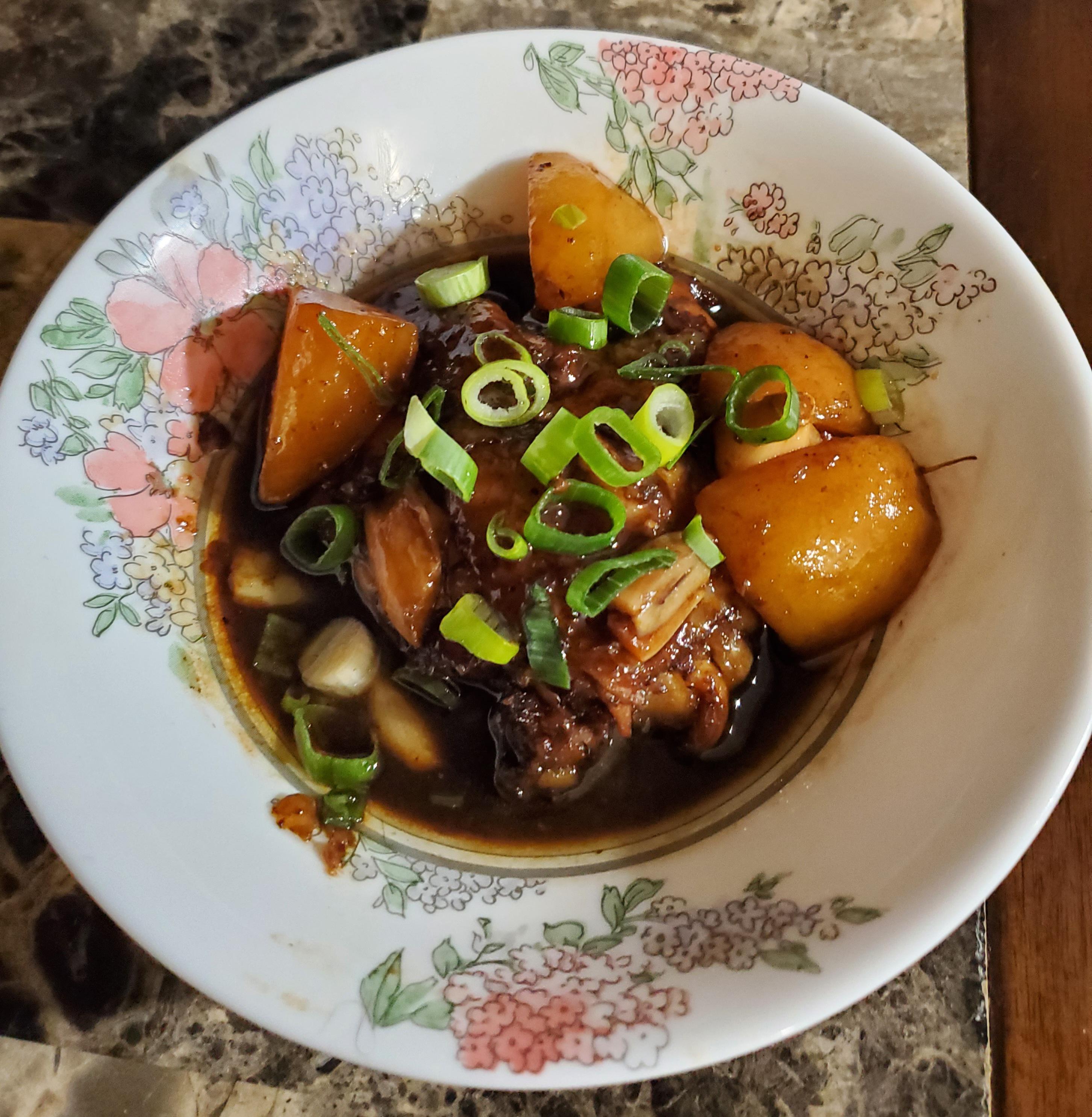 [Homemade] Chicken Adobo with potatoes r/food
