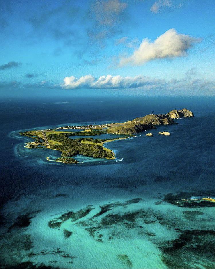 Gran Roque, Los Roques Islands National Park Venezuela r/vzla