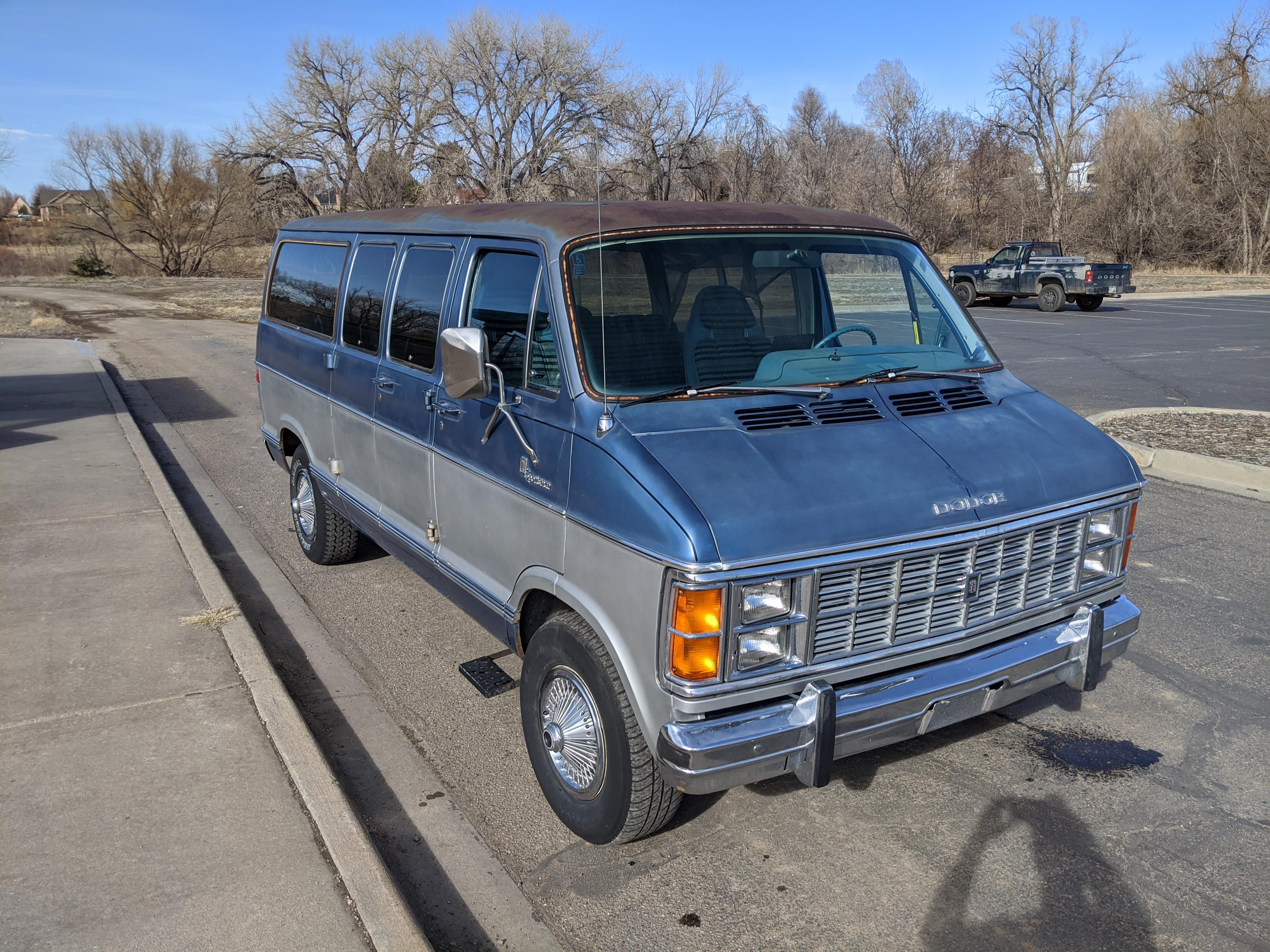 It's official, 1979 Dodge Sportsman (Pebbles) vandwellers