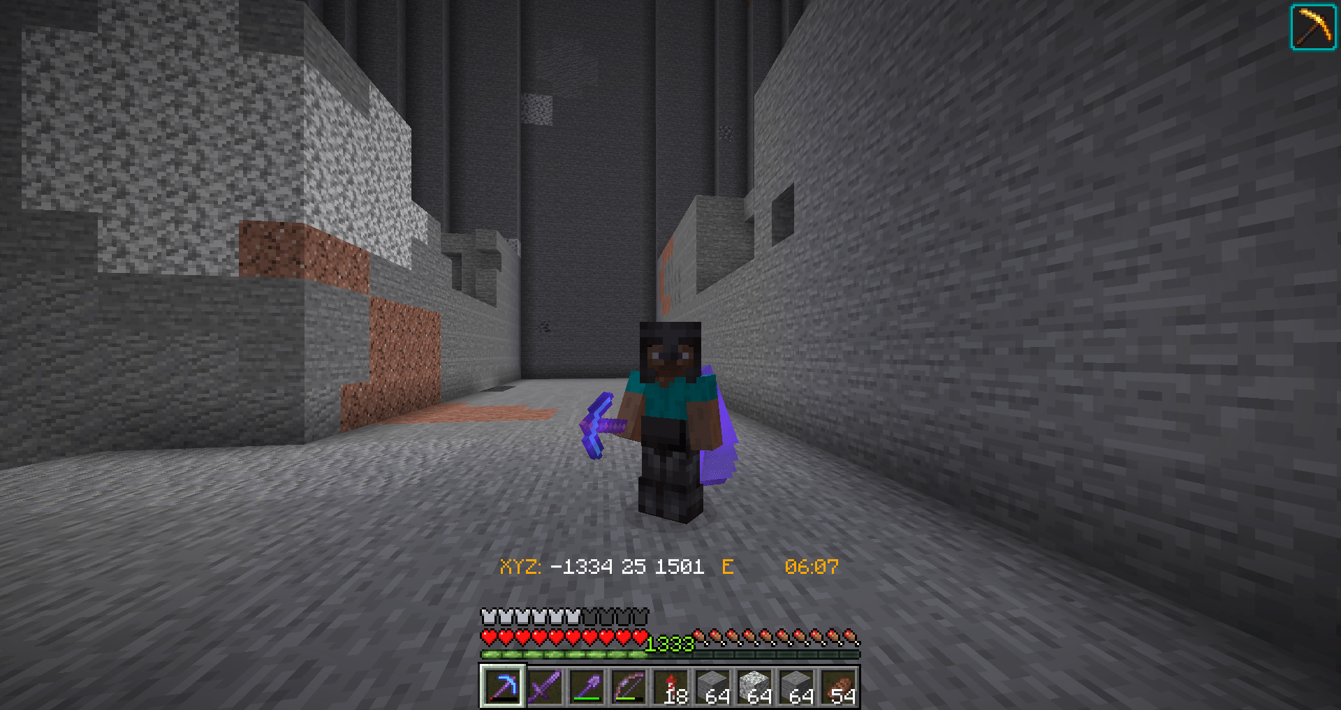 Netherite armor doesn't look enchanted (no enchant glint) 20w15a Minecraft