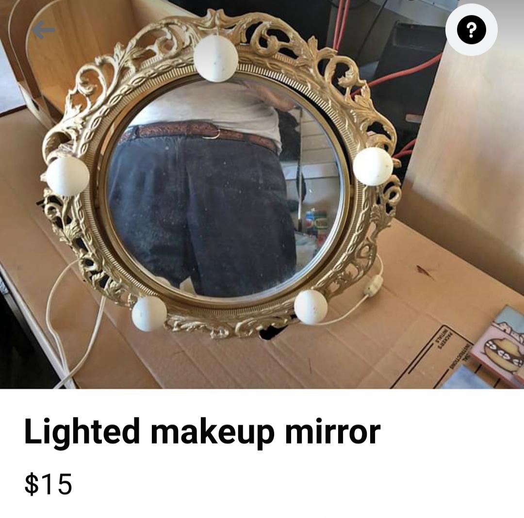 lighted makeup mirror