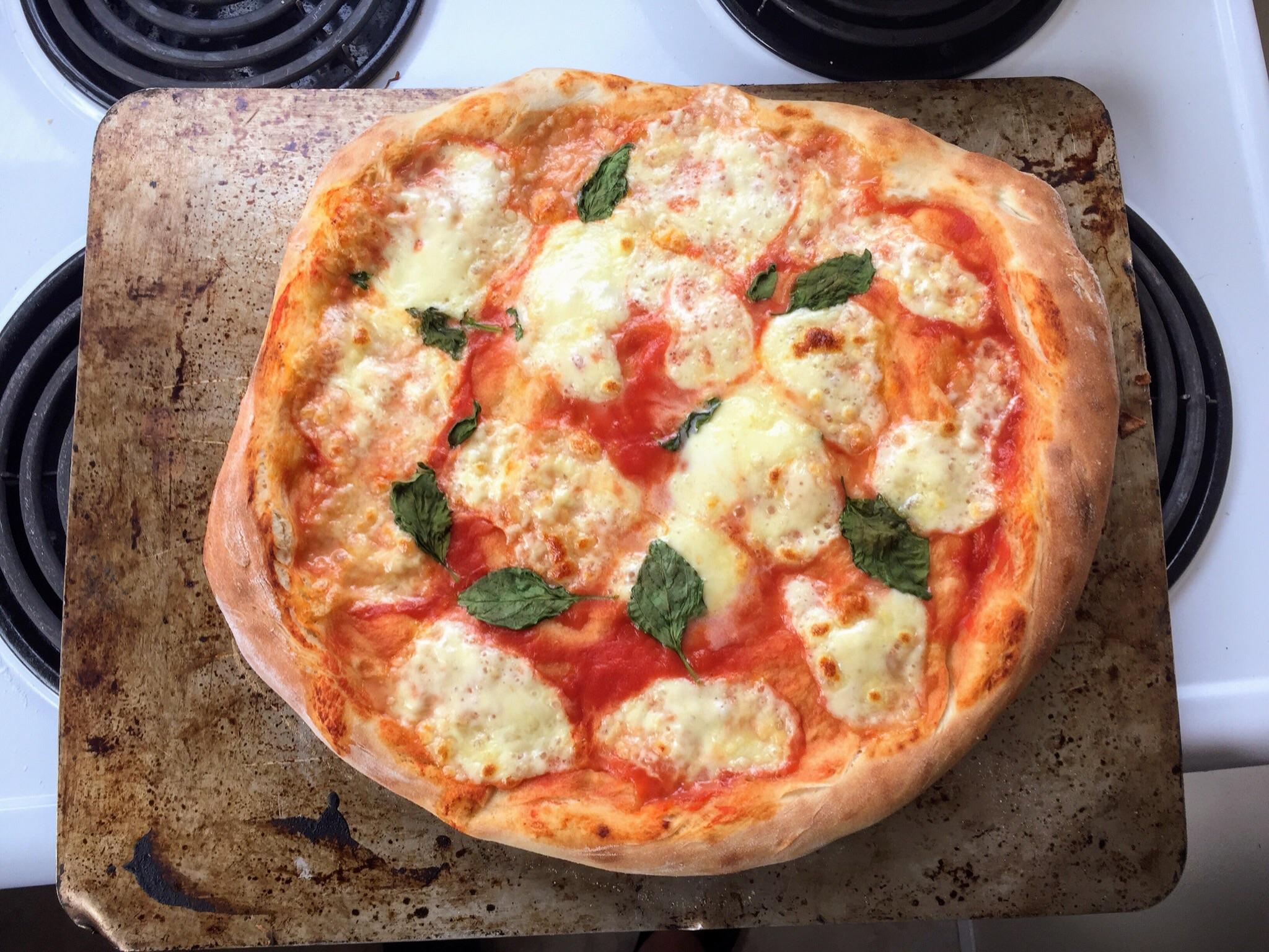 Traditional Italian style. This was my best pizza yet r/Pizza