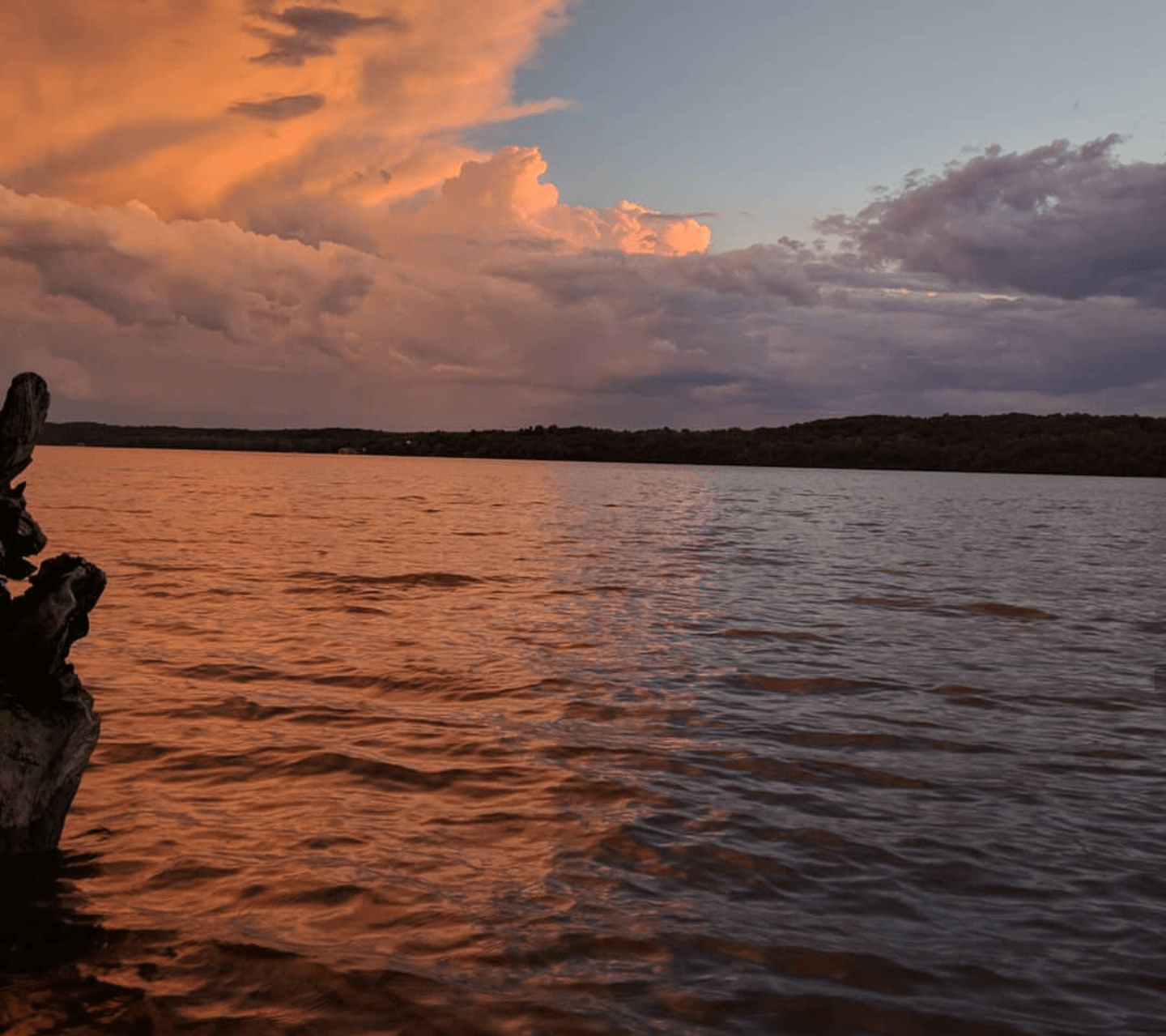 🔥 River is split into two different colors r/NatureIsFuckingLit