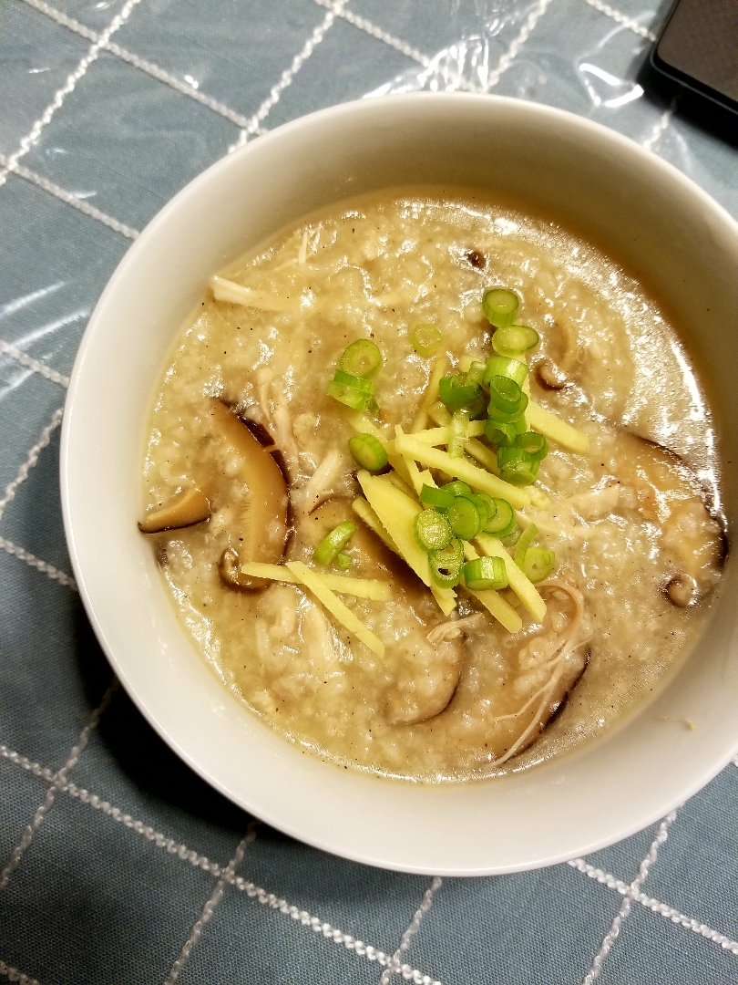 [Homemade] Chicken and Mushroom Congee r/food