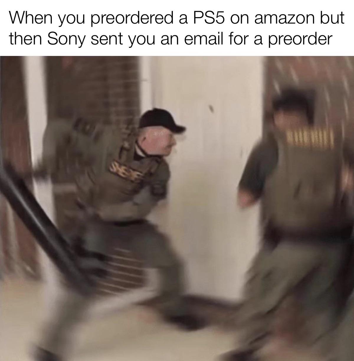 Phone where I can see it r/memes