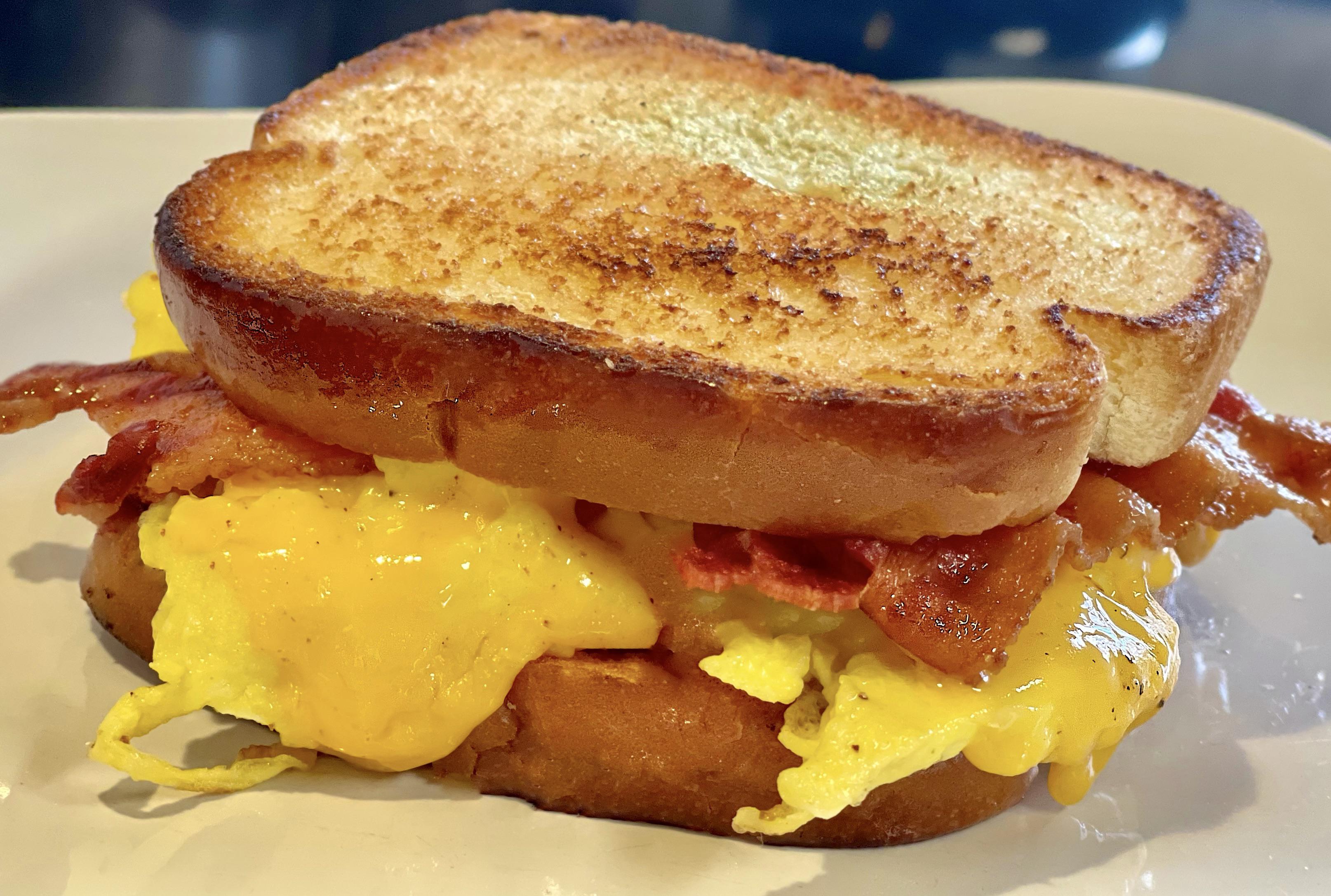Bacon egg and cheese sandwich r/FoodPorn