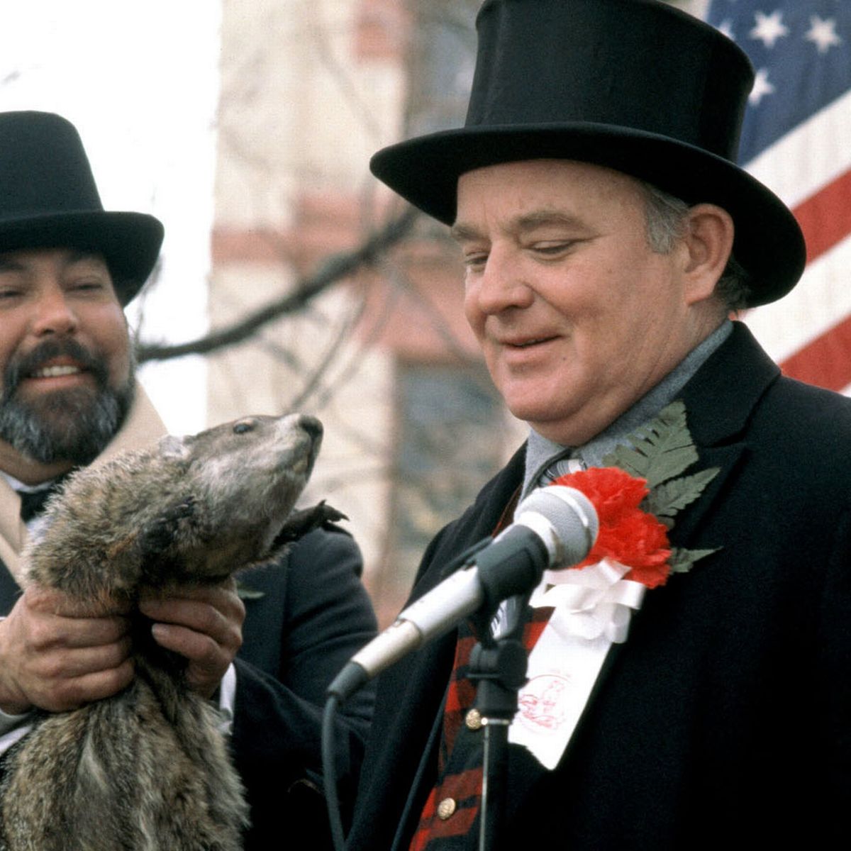 In Groundhog Day (1993), Bill Murray's brother plays the mayor. Bill