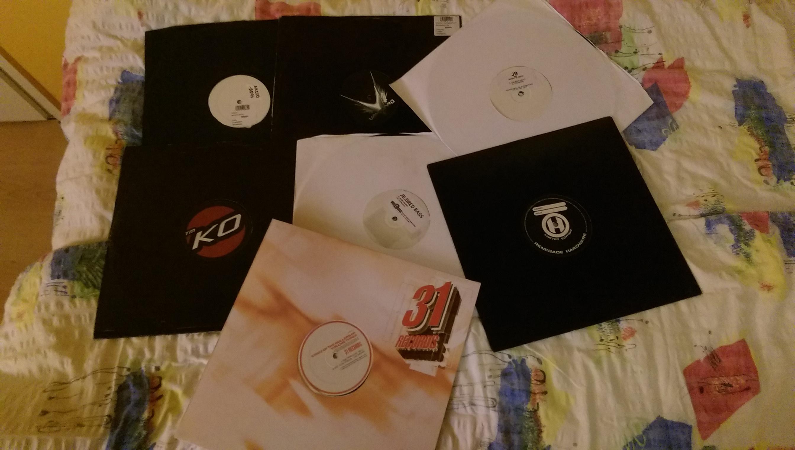 A new batch of drum and bass vinyl arrived, only 35. r/vinyl