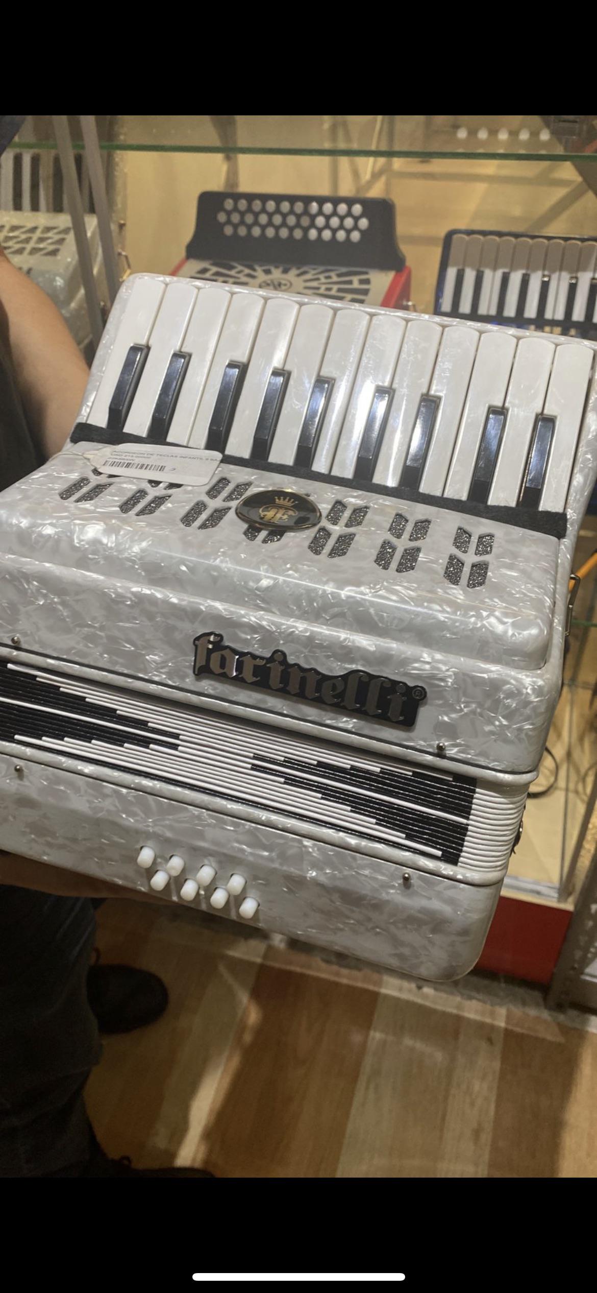 Do you guys know if this is a good beginner accordion? It’s from Mexico